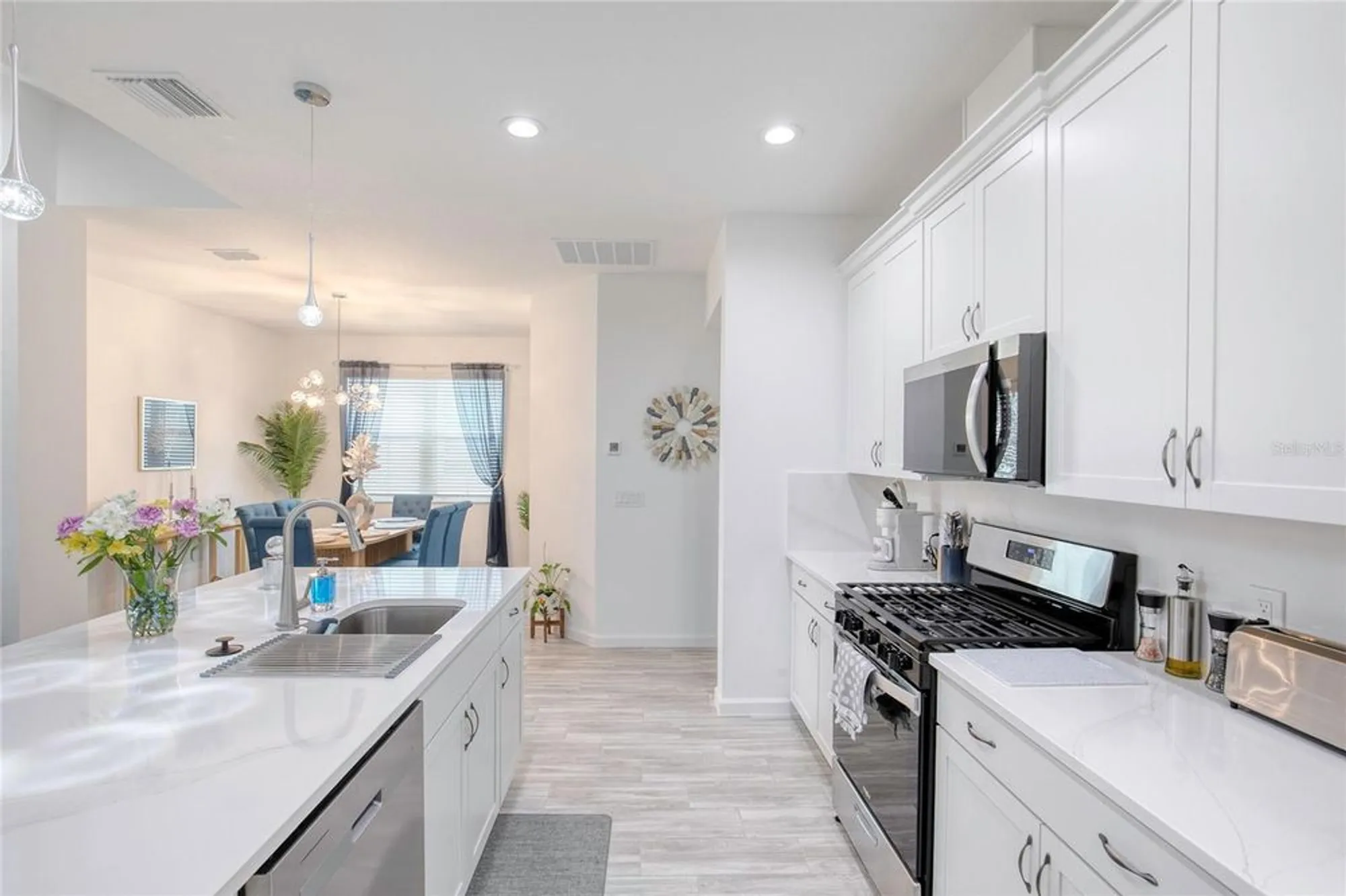 Property Slideshow image 27 of 80 | 317 gypsy palace ln, Daytona Beach, FL, 32124