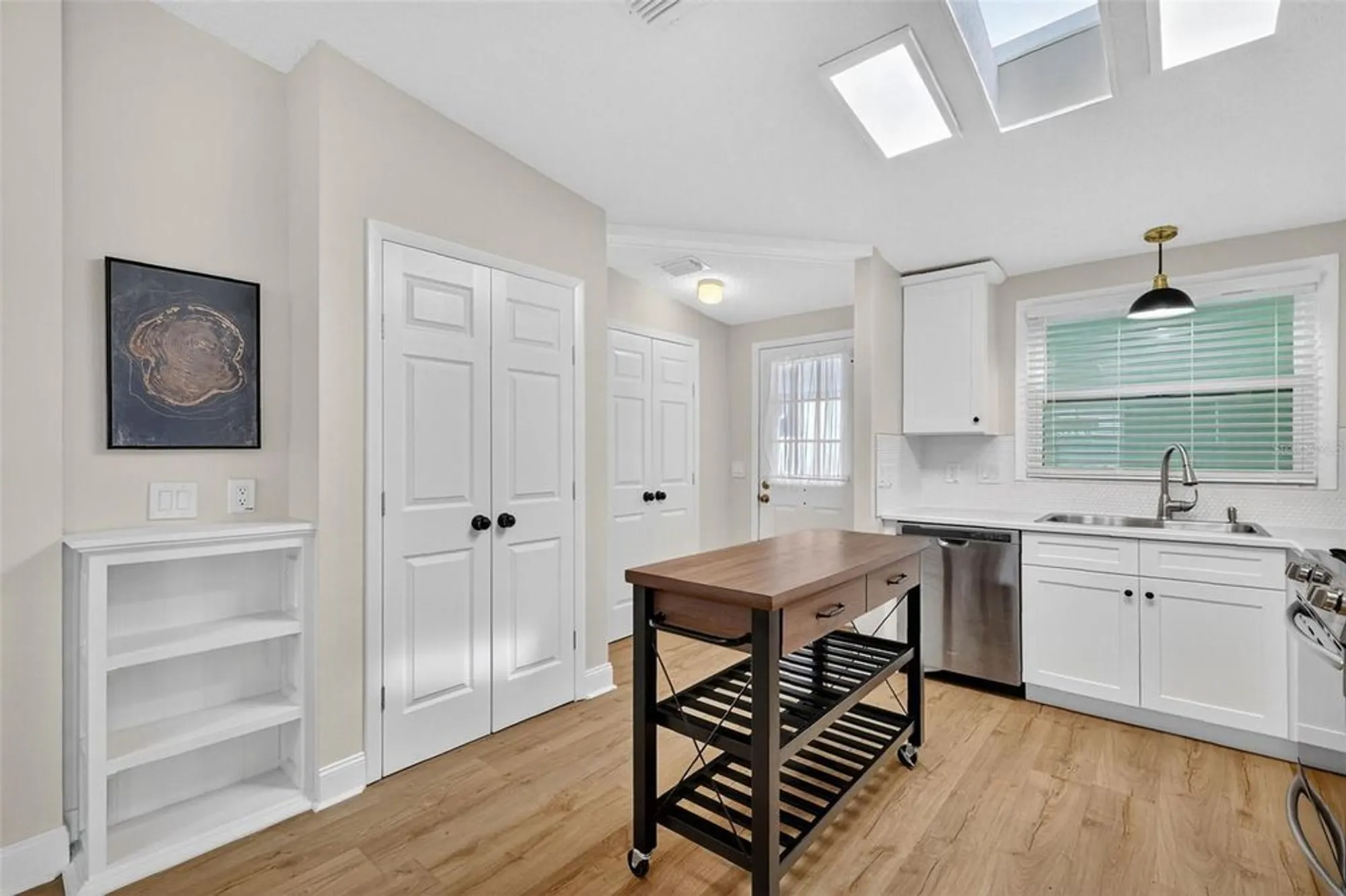 Property Slideshow image 7 of 30 | 1604 kiley ct, Lady Lake, FL, 32159