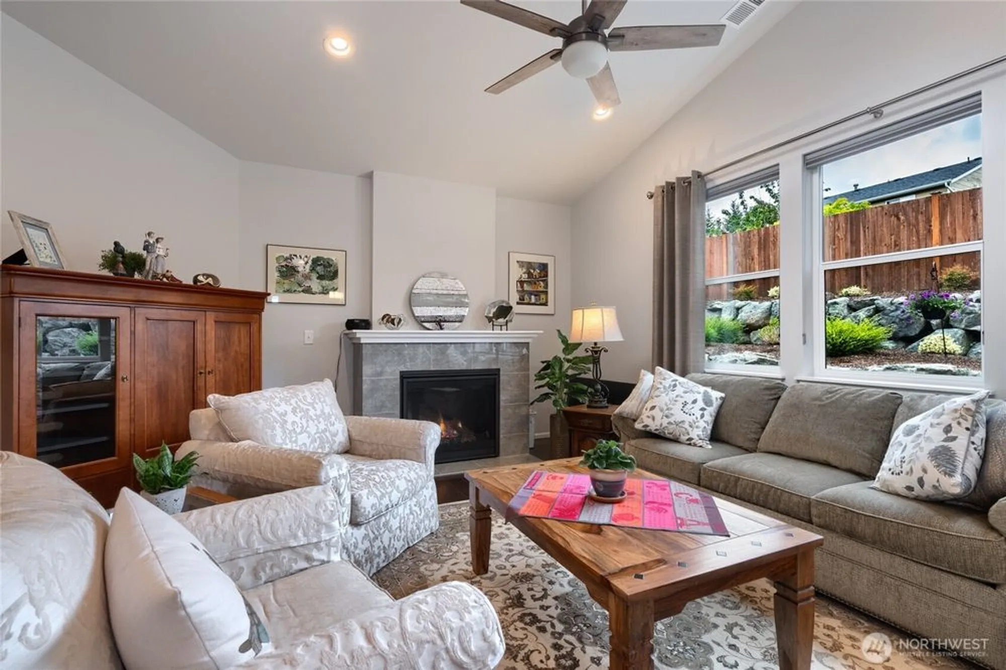 Property Slideshow image 16 of 39 | 945 alpine view dr, Mount Vernon, WA, 98274