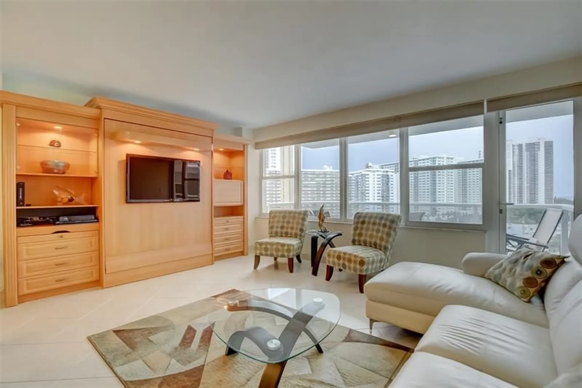 Property Slideshow image 13 of 24 | 3300 ne 36th st 1011, Fort Lauderdale, FL, 33308
