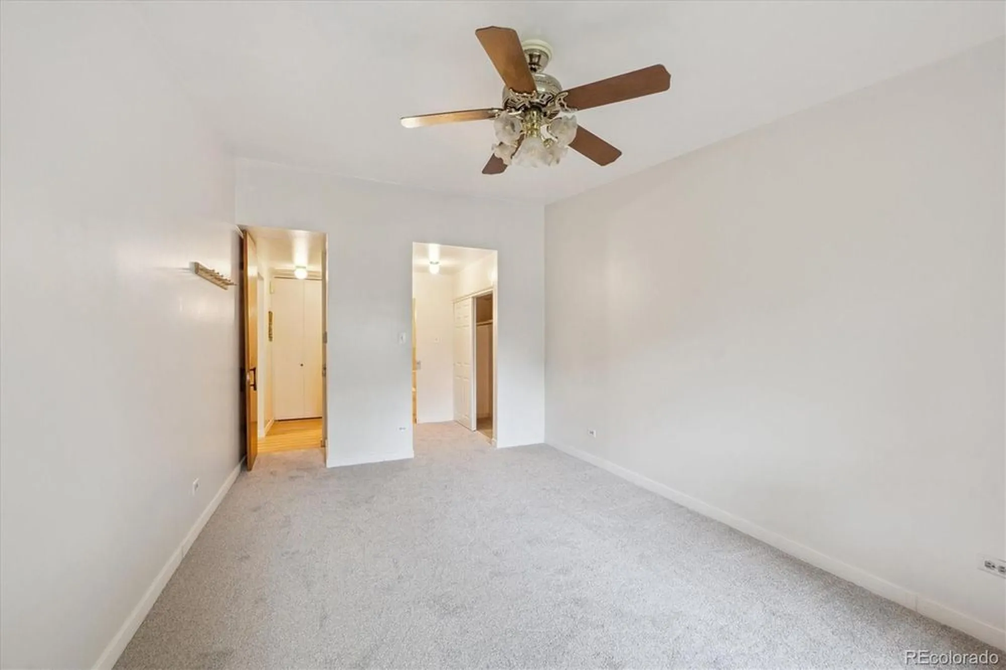 Property Slideshow image 10 of 49 | 675 s clinton st 4b, Denver, CO, 80247