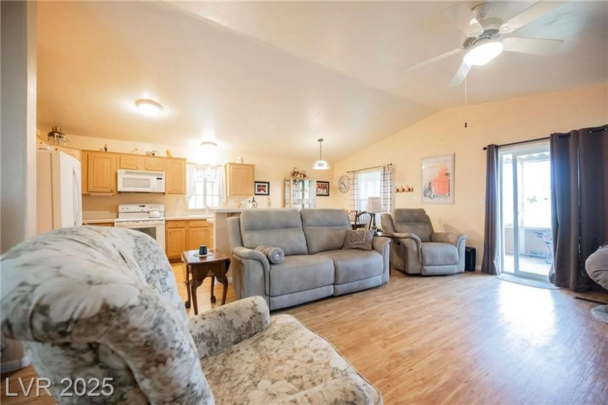 Property Slideshow image 19 of 43 | 311 inverness ave, Pahrump, NV, 89048