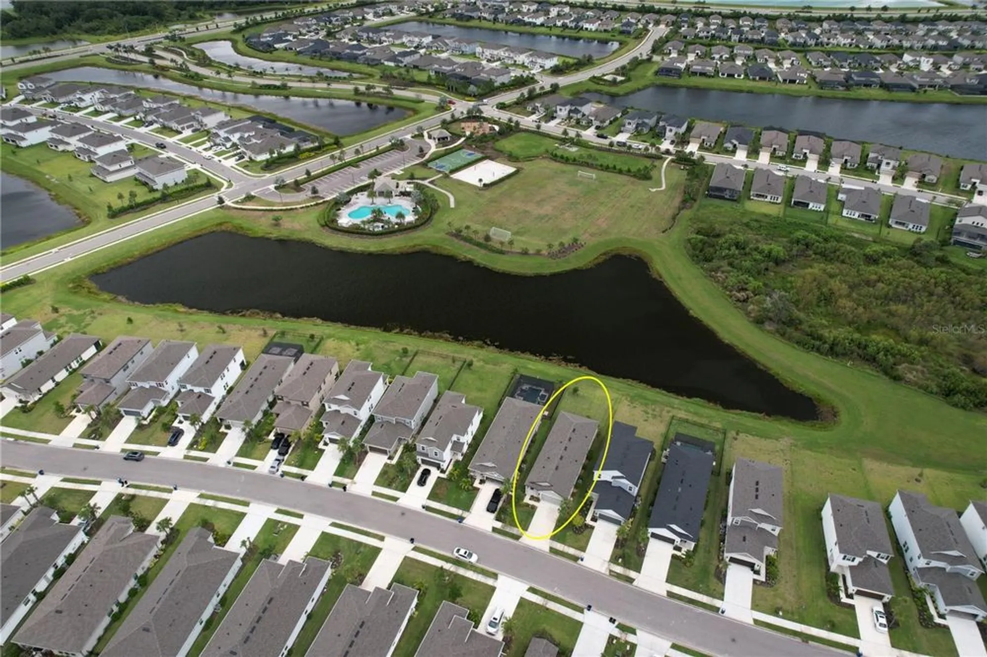 Property Slideshow image 7 of 55 | 4255 pond brook ct, Bradenton, FL, 34211