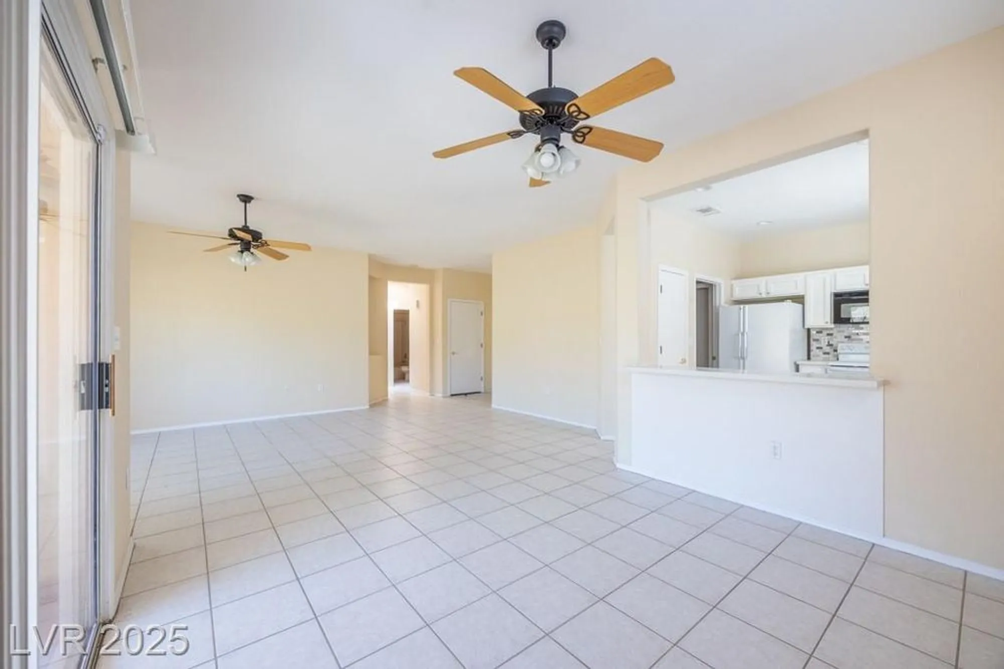 Property Slideshow image 9 of 36 | 2125 capestone st, Las Vegas, NV, 89134