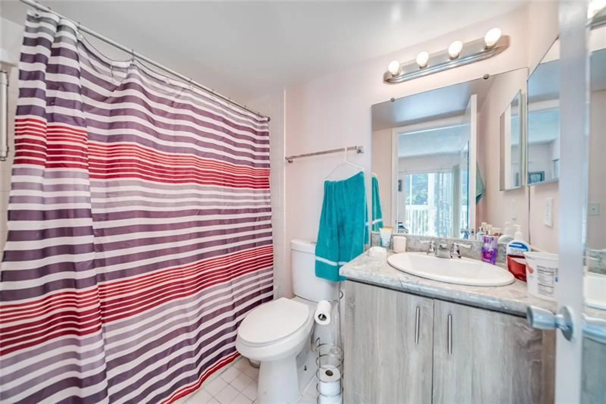 Property Slideshow image 19 of 44 | 13250 sw 7th ct 303l, Pembroke Pines, FL, 33027