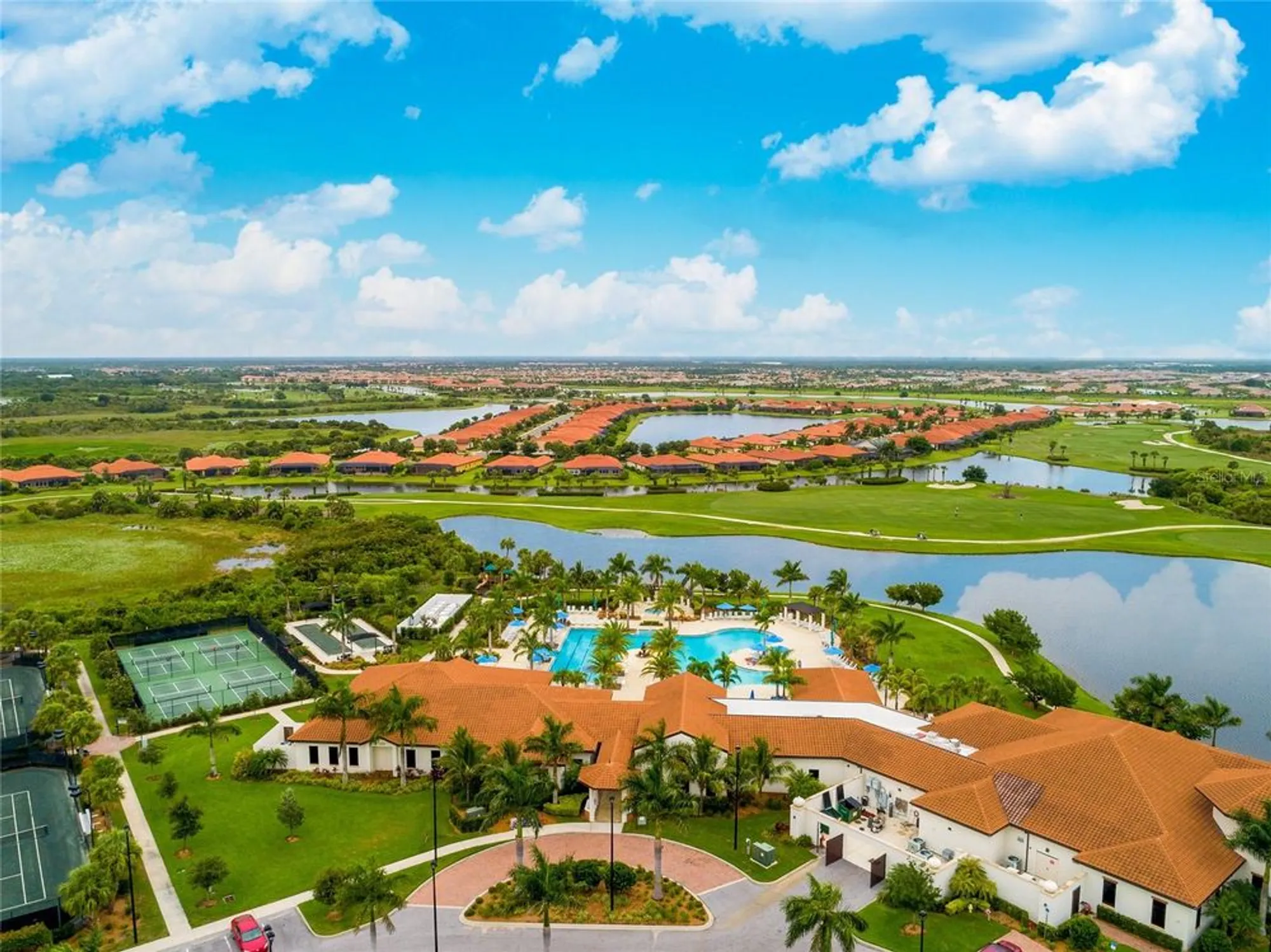 Property Slideshow image 65 of 94 | 10817 whisk fern dr, Venice, FL, 34293