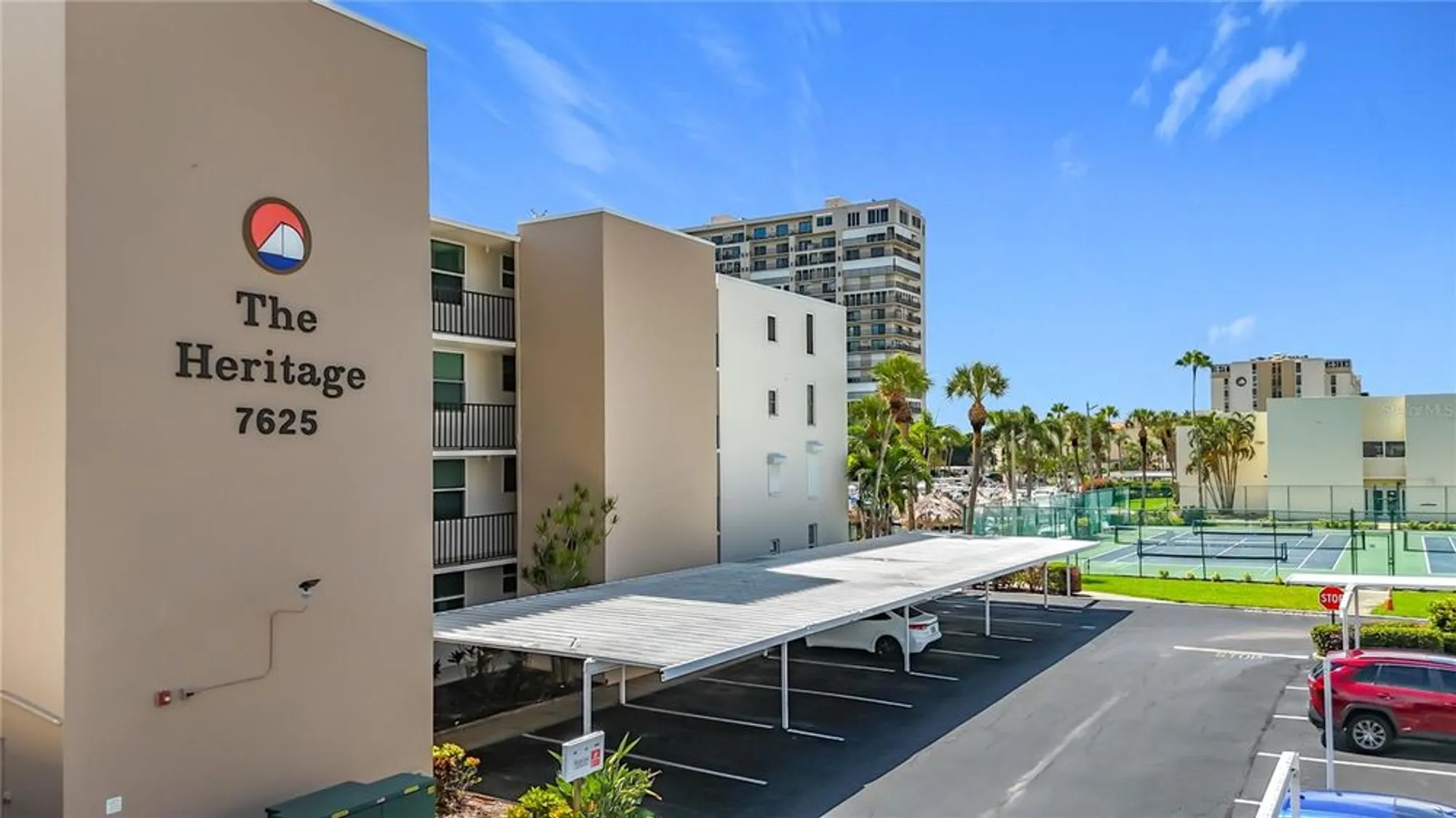 Property Slideshow image 4 of 62 | 7625 sun island dr 307, South Pasadena, FL, 33707