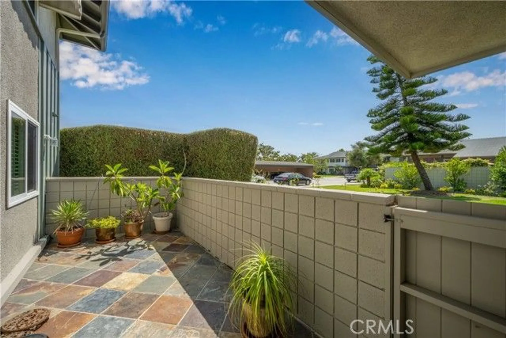 Property Slideshow image 6 of 43 | 1920 mckinney way apt 17a, Seal Beach, CA, 90740