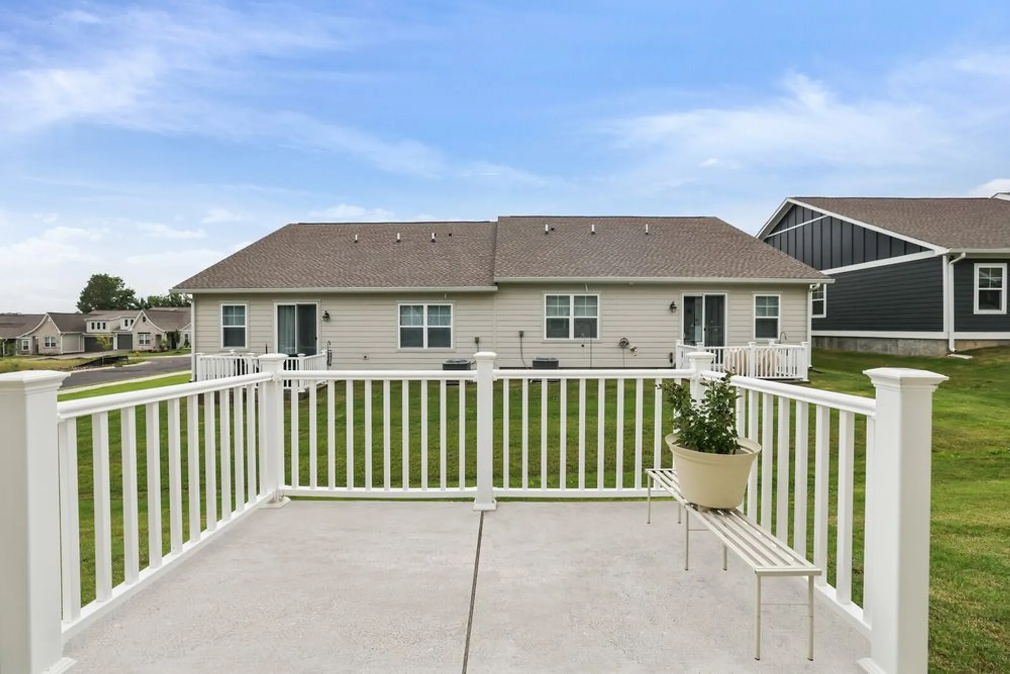 Property Slideshow image 45 of 57 | 425 multrees pl, Smyrna, TN, 37167