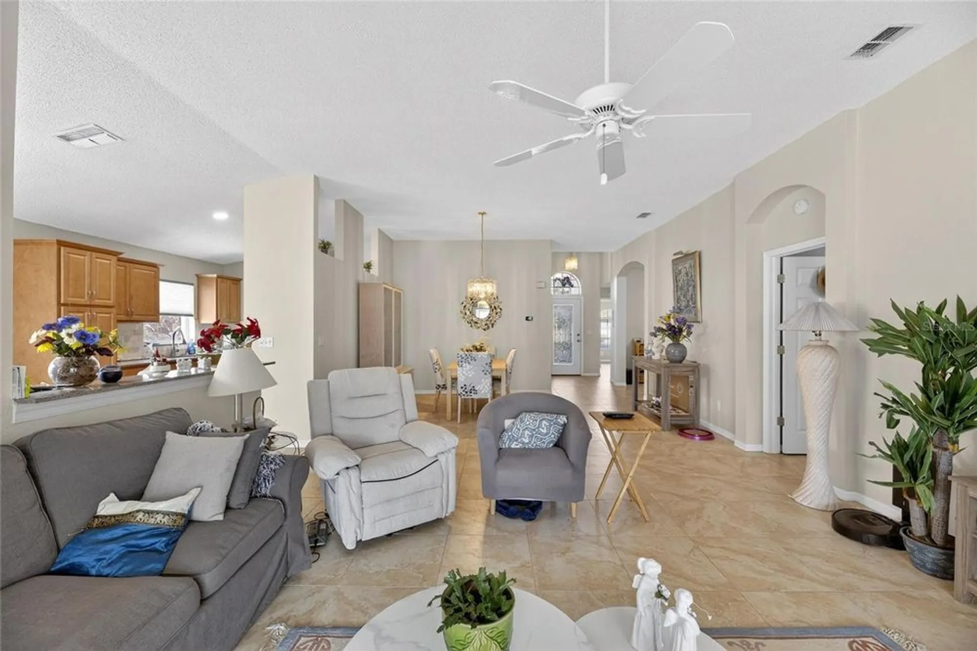 Property Slideshow image 5 of 76 | 1024 new winsor loop # 1024, Sun City Center, FL, 33573