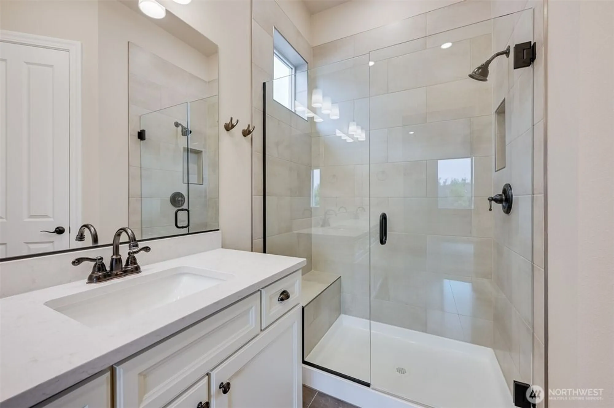 Property Slideshow image 27 of 33 | 20562 150th st e unit e, Bonney Lake, WA, 98391
