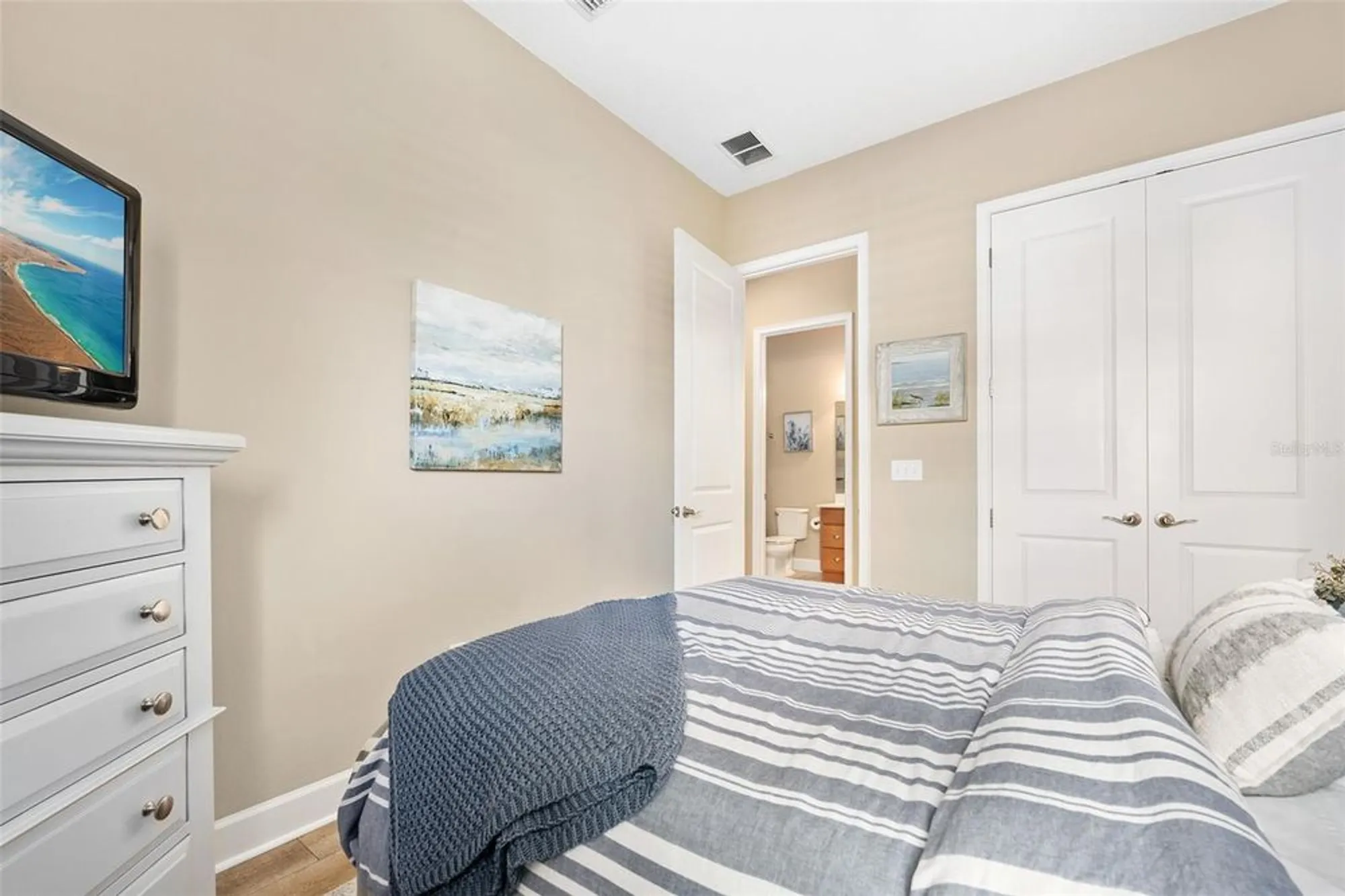 Property Slideshow image 33 of 65 | 820 aldenham ln, Ormond Beach, FL, 32174