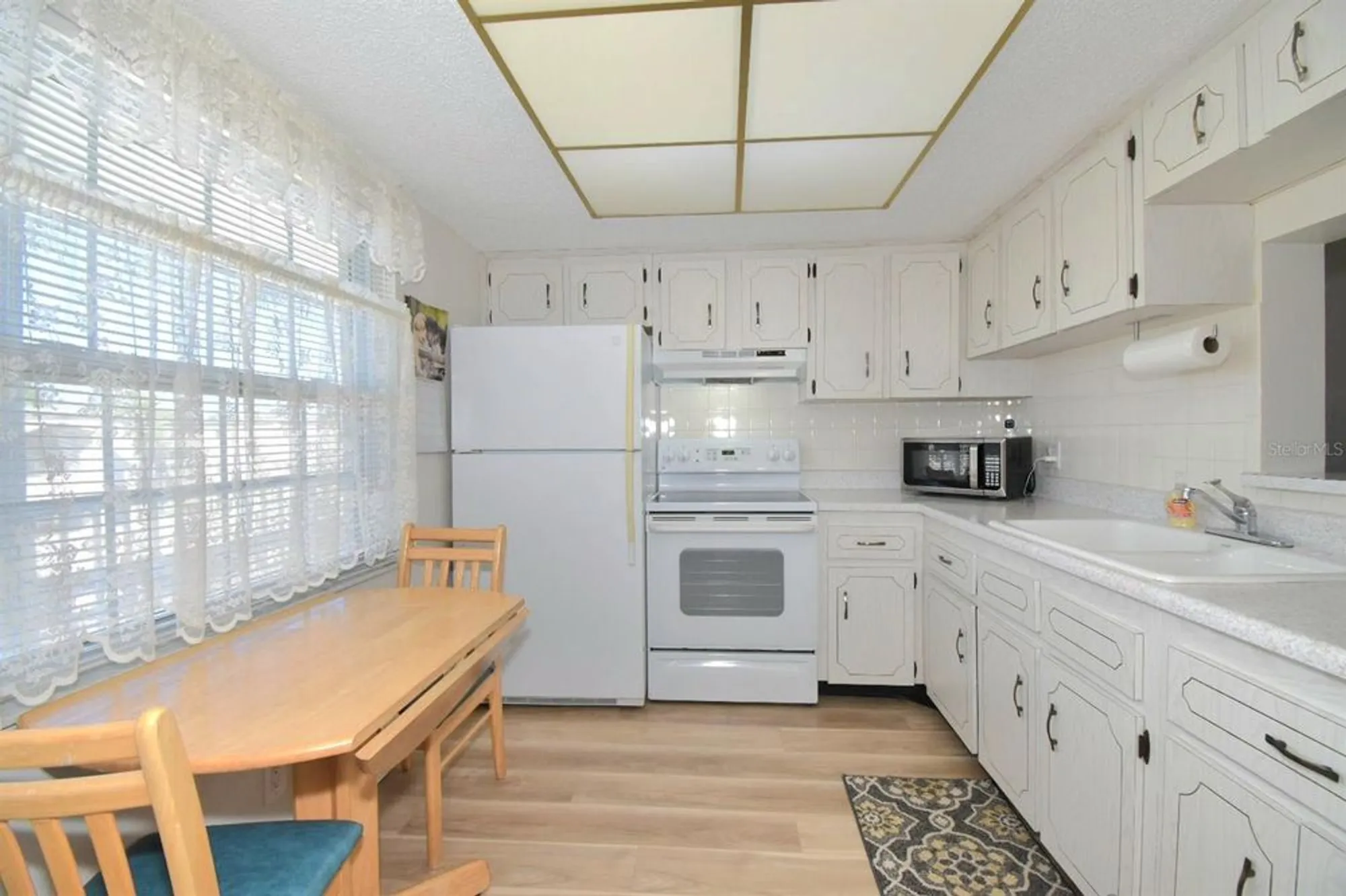 Property Slideshow image 7 of 25 | 970 virginia st apt 308, Dunedin, FL, 34698