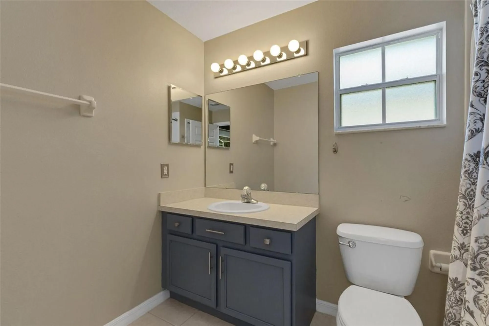 Property Slideshow image 31 of 68 | 540 vista oaks way, Davenport, FL, 33837