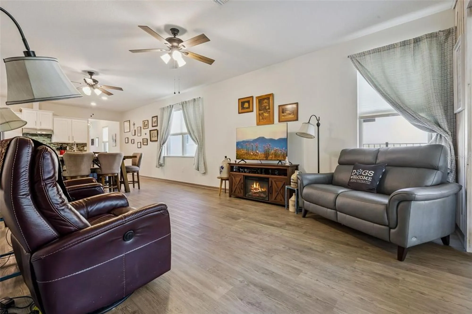 Property Slideshow image 11 of 35 | 17418 blazing star cir, Clermont, FL, 34714