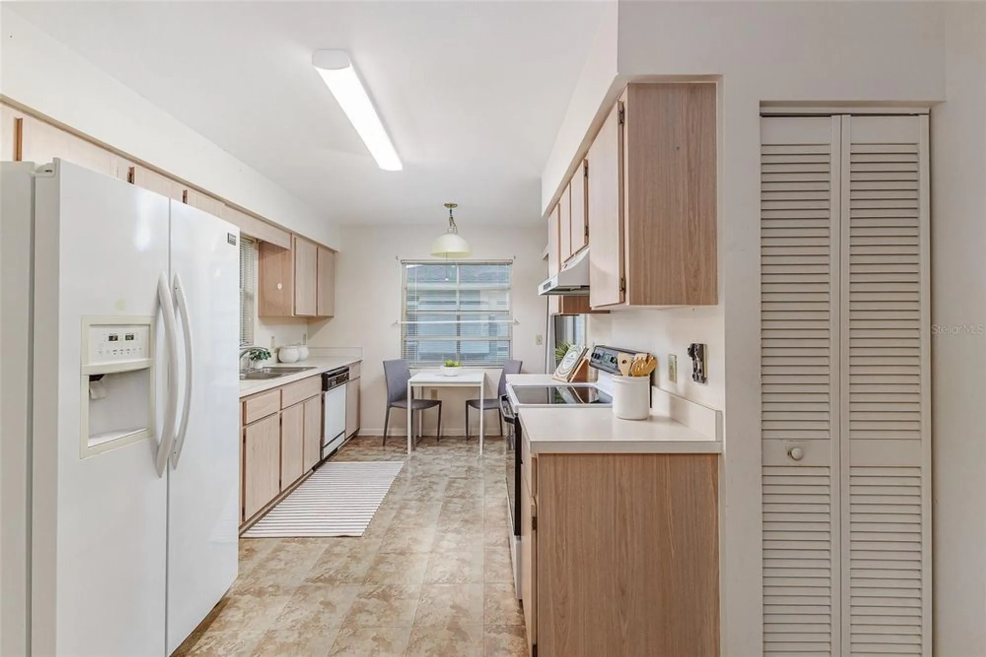 Property Slideshow image 11 of 40 | 4926 pleasant hollow trl, Lakeland, FL, 33811