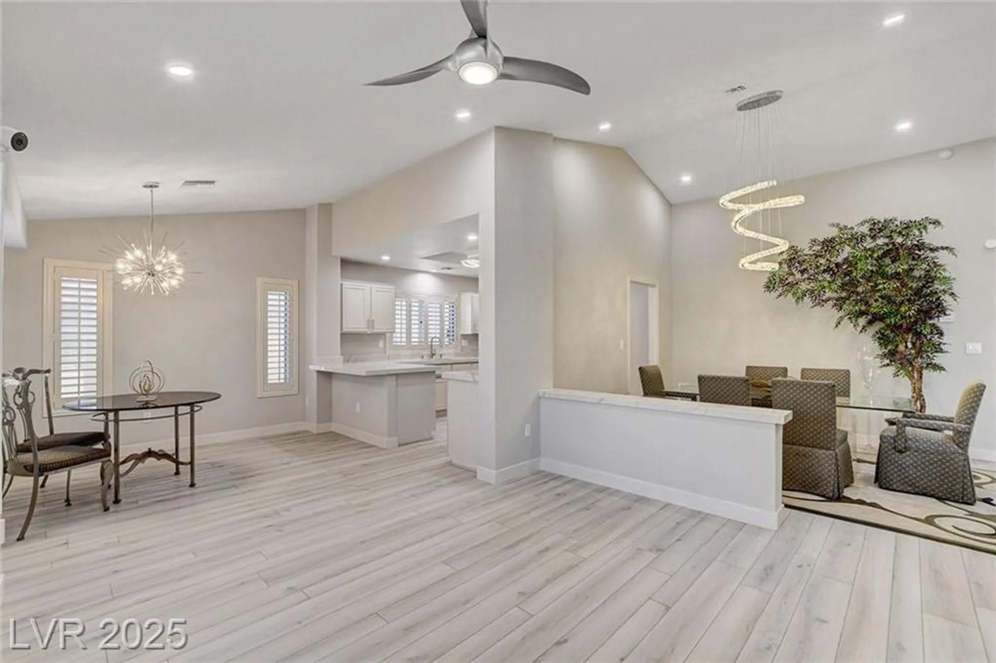 Property Slideshow image 5 of 42 | 10044 woodhouse dr, Las Vegas, NV, 89134