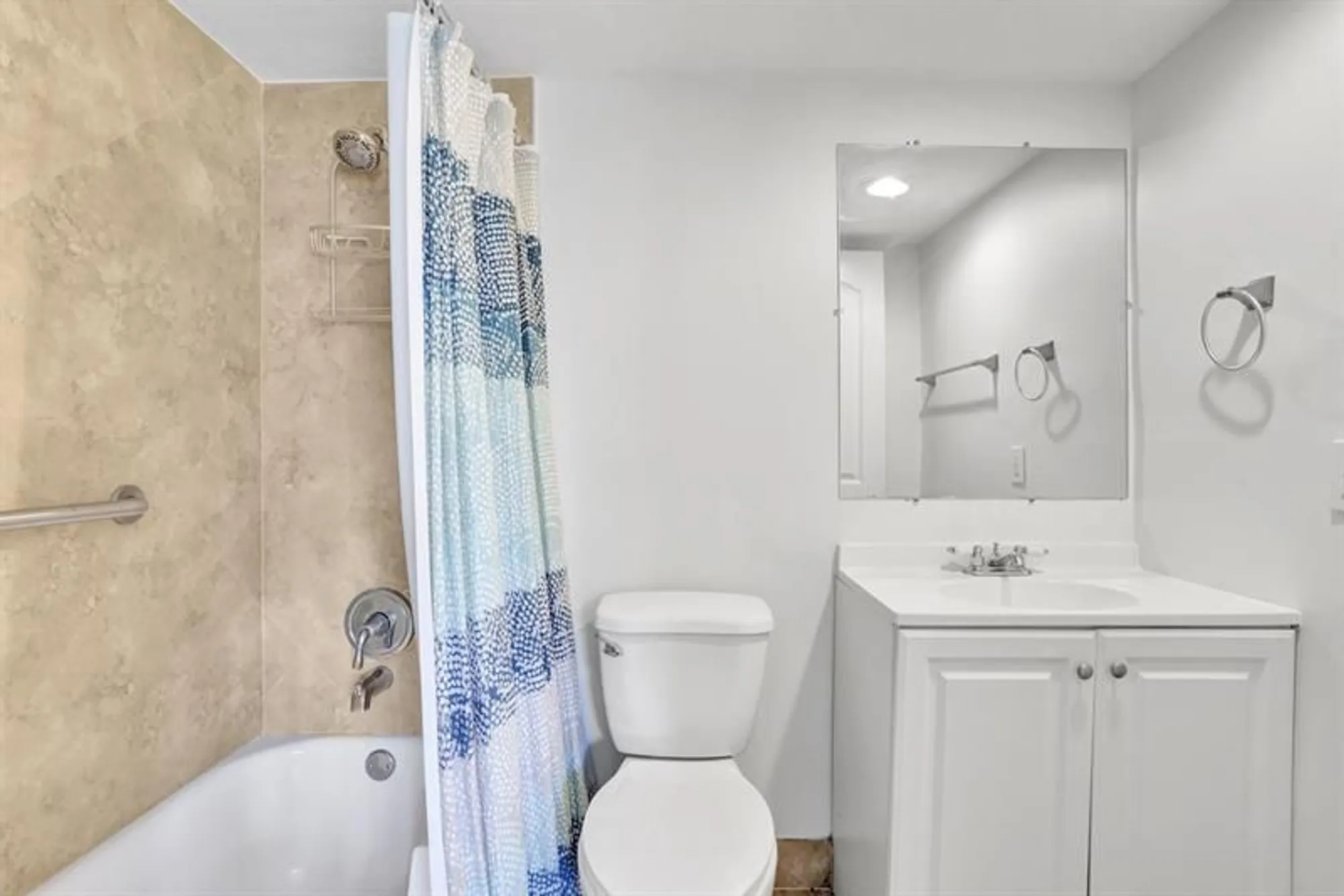 Property Slideshow image 12 of 38 | 275 markham m # 275, Deerfield Beach, FL, 33442