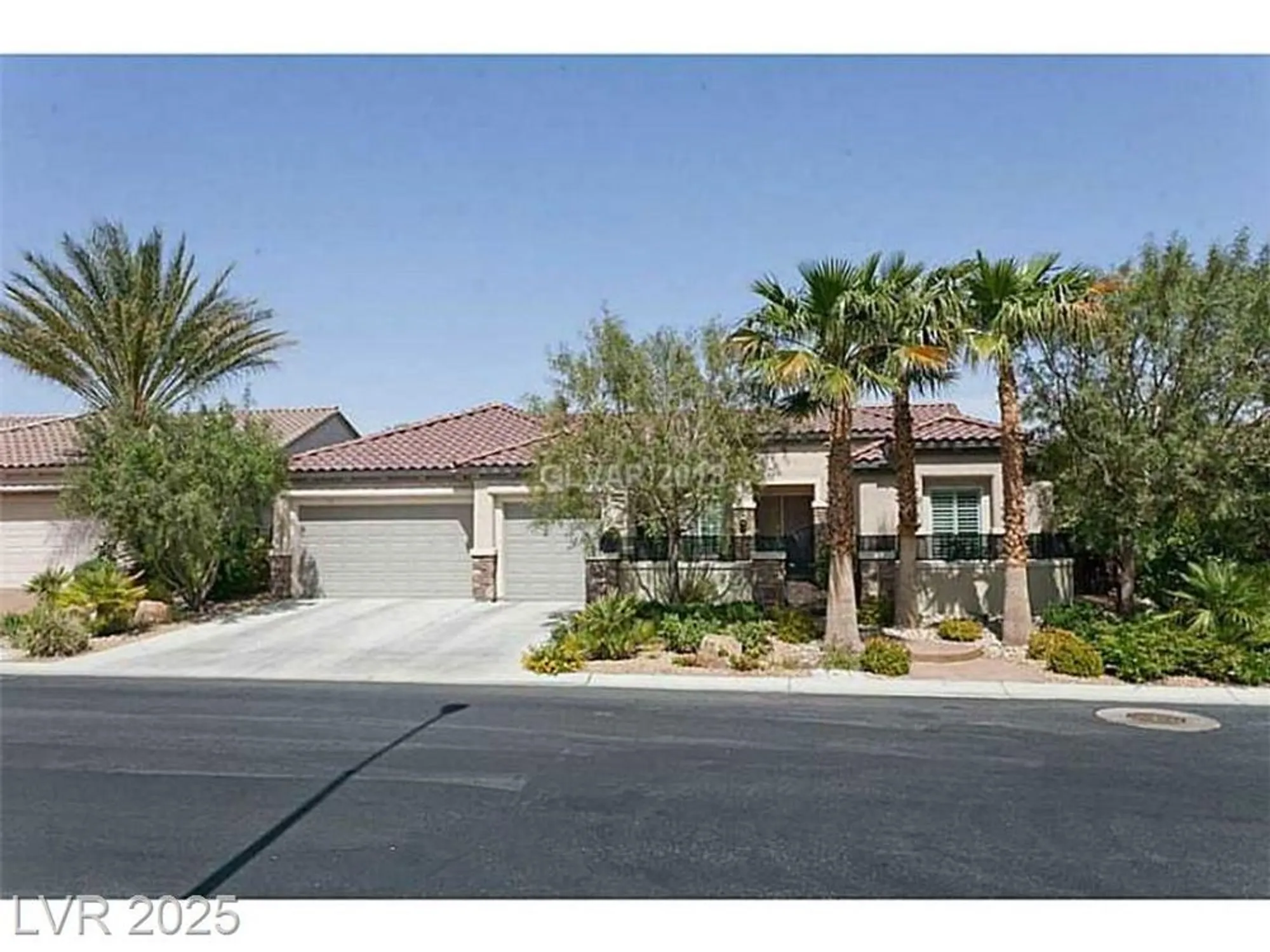 Property Slideshow image 1 of 20 | 2594 portsmouth creek ave, Henderson, NV, 89052