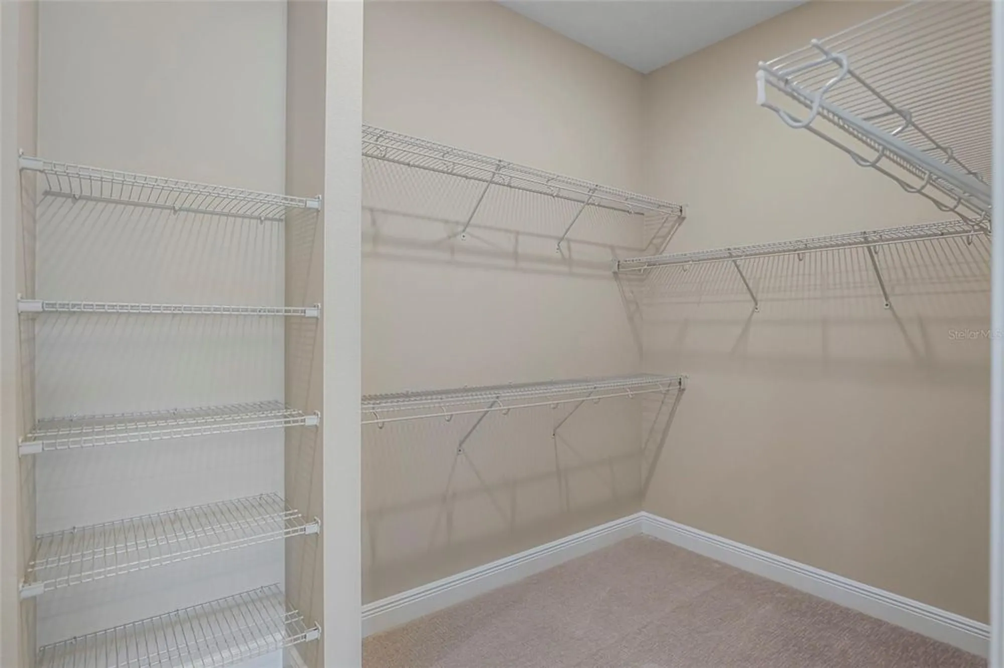 Property Slideshow image 38 of 80 | 4918 kiva cir, Lakewood Ranch, FL, 34211