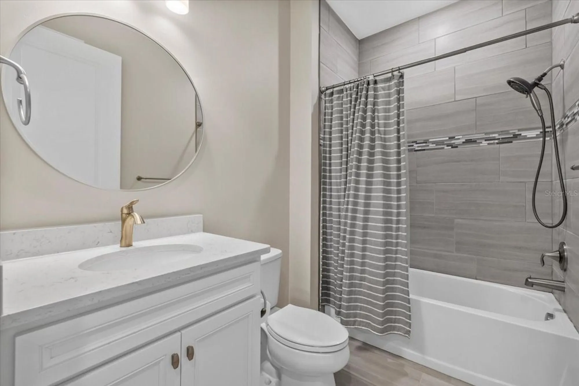 Property Slideshow image 6 of 43 | 6835 chester trl, Bradenton, FL, 34202