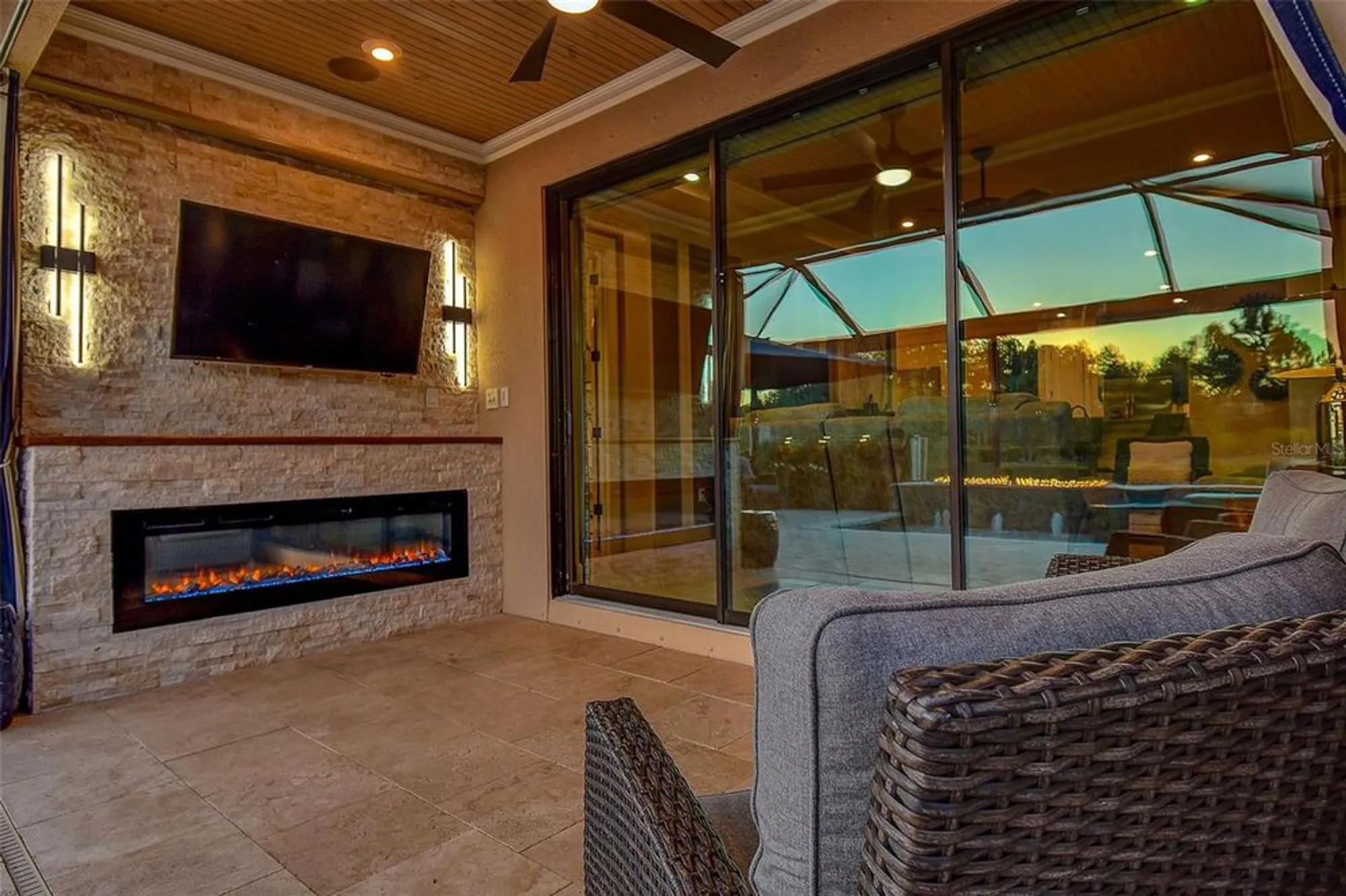 Property Slideshow image 38 of 49 | 11426 juglans dr, Odessa, FL, 33556