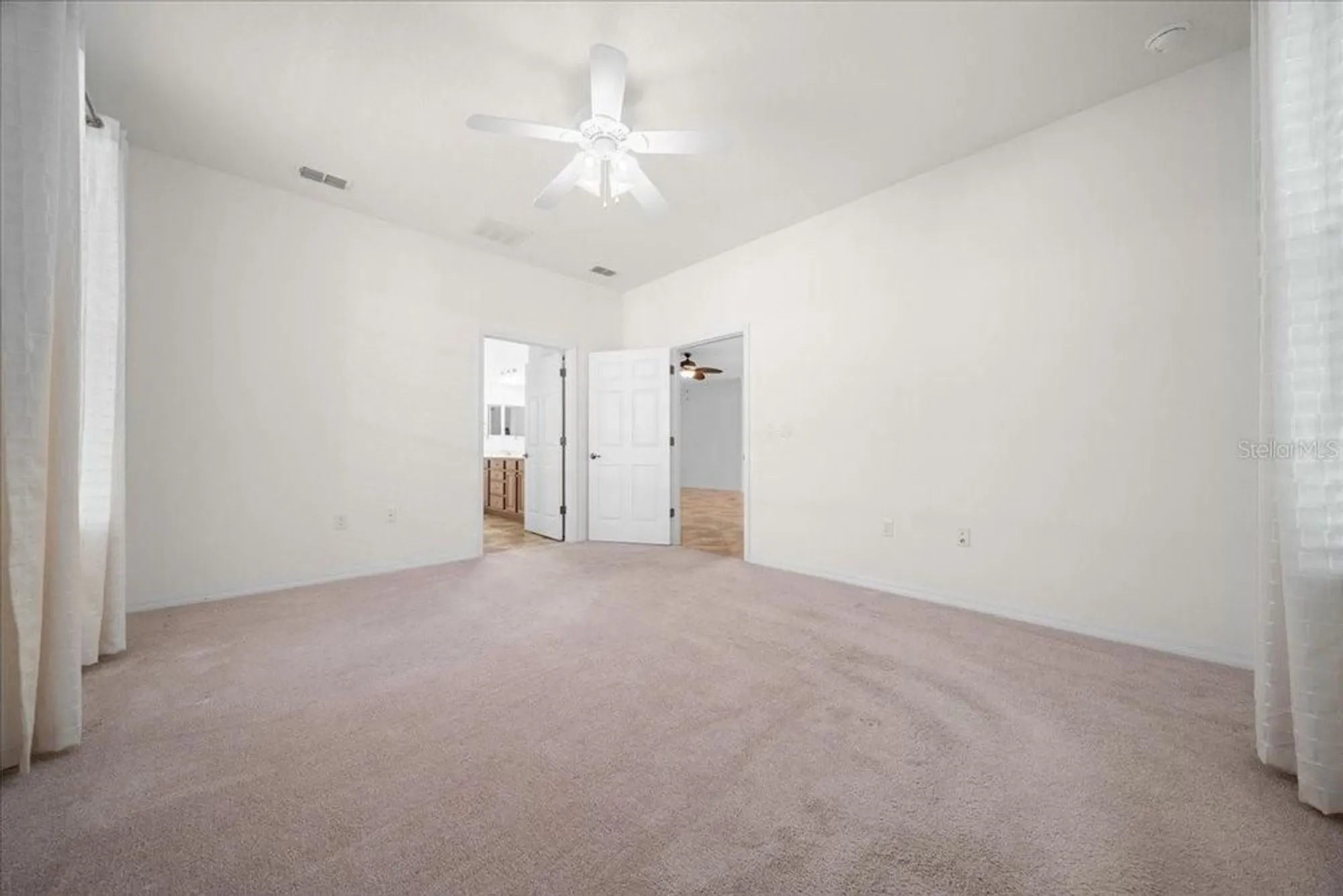 Property Slideshow image 27 of 53 | 8640 sw 83rd loop, Ocala, FL, 34481