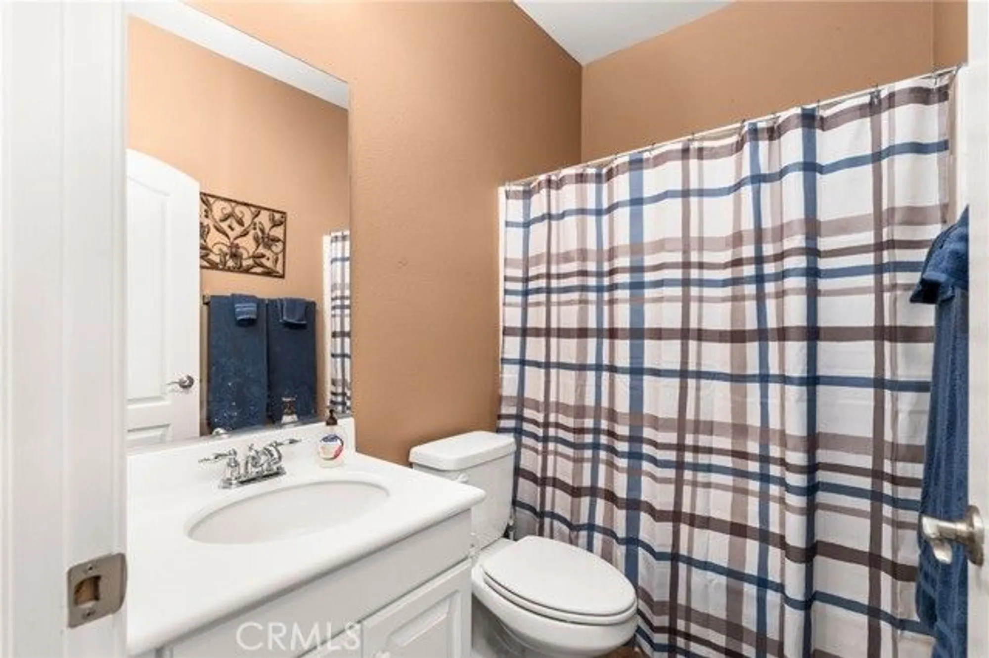 Property Slideshow image 21 of 37 | 382 casper dr, Hemet, CA, 92545