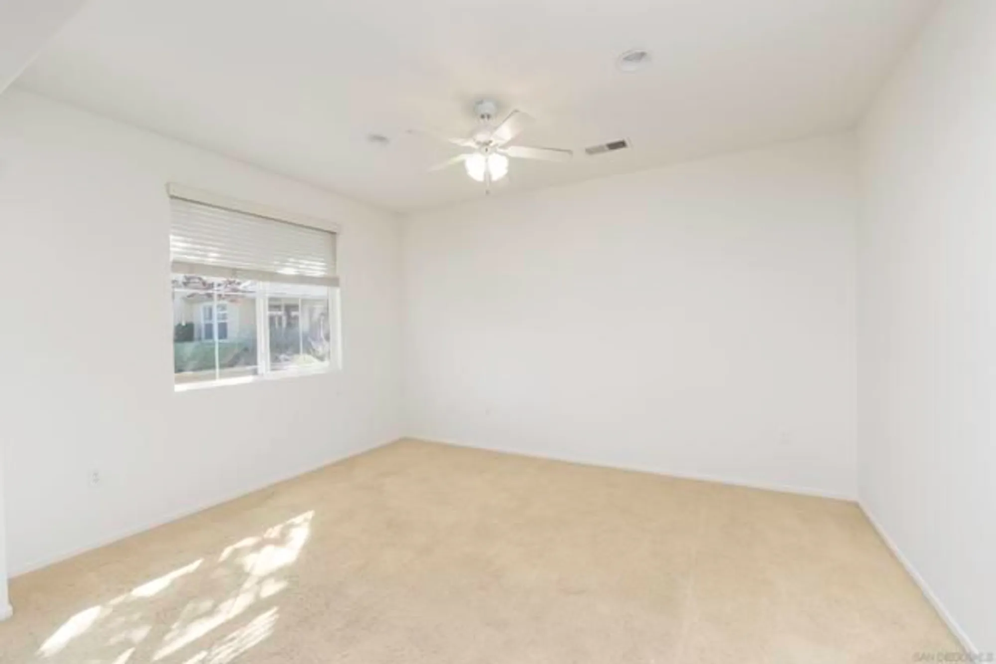 Property Slideshow image 10 of 47 | 1645 beaver crk a, Beaumont, CA, 92223