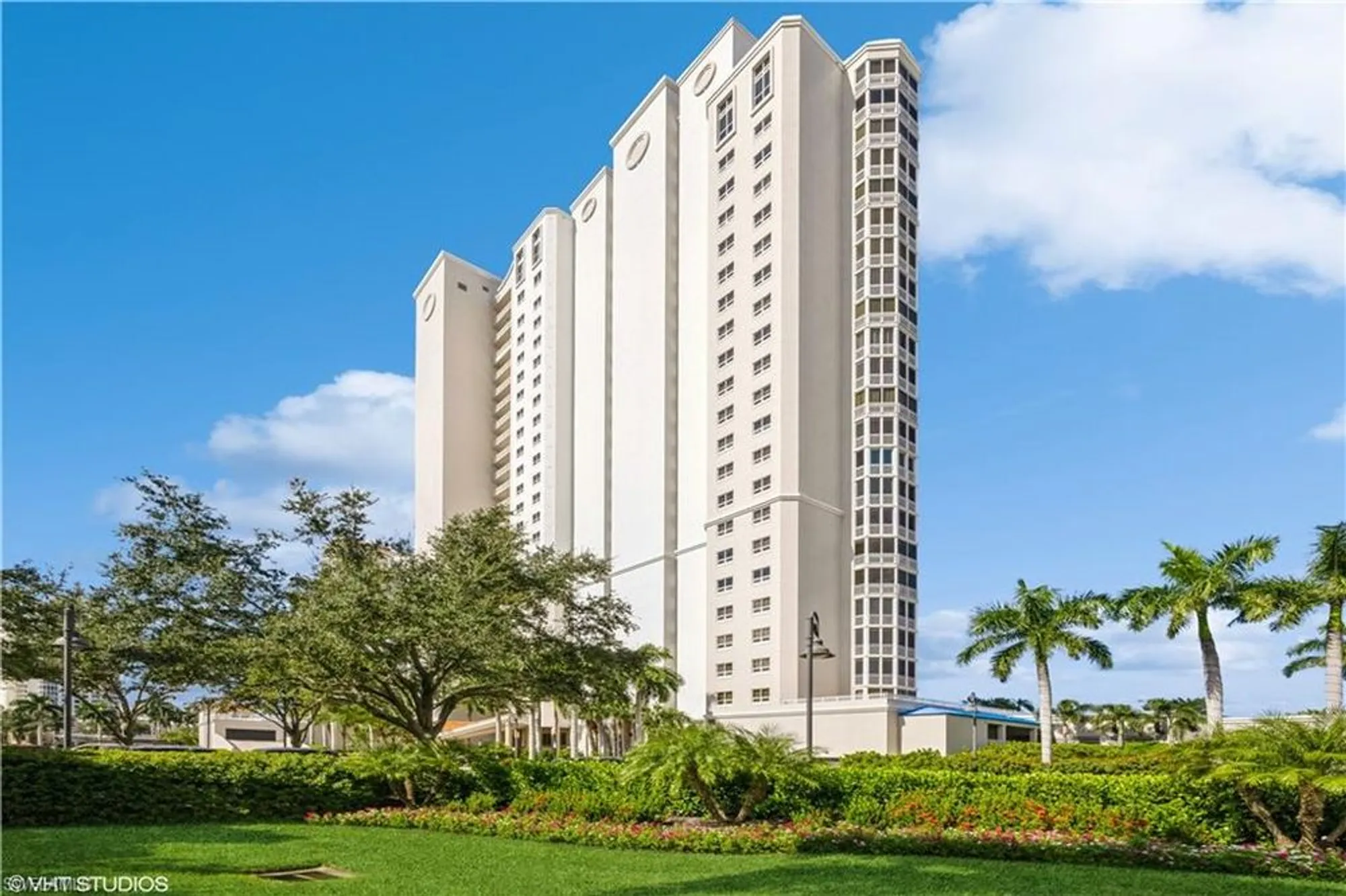 Property Slideshow image 45 of 50 | 4951 bonita bay blvd unit 504, Bonita Springs, FL, 34134