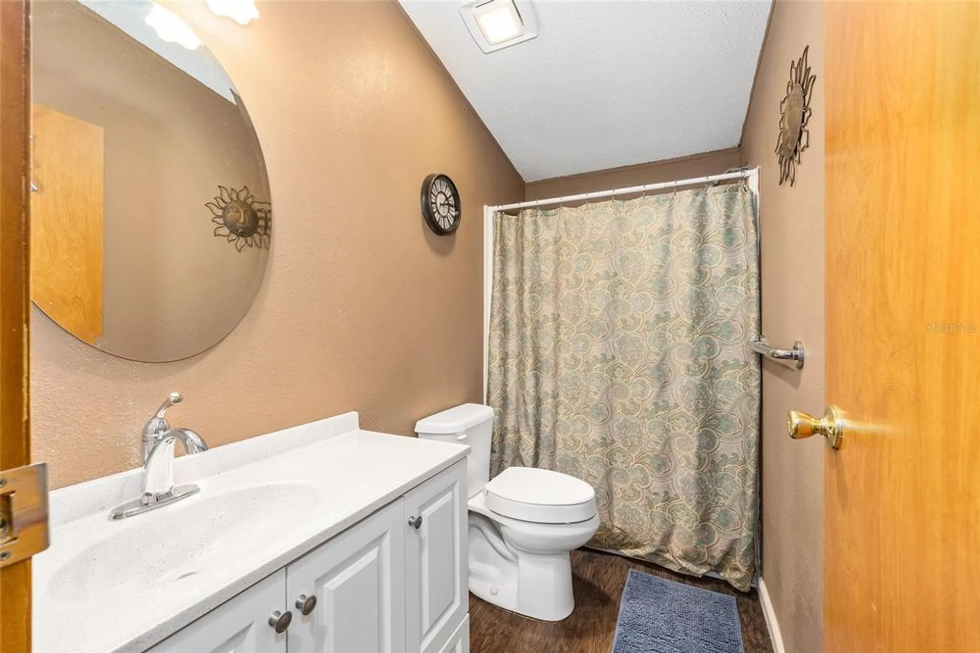 Property Slideshow image 14 of 26 | 7706 county road 109d, Lady Lake, FL, 32159