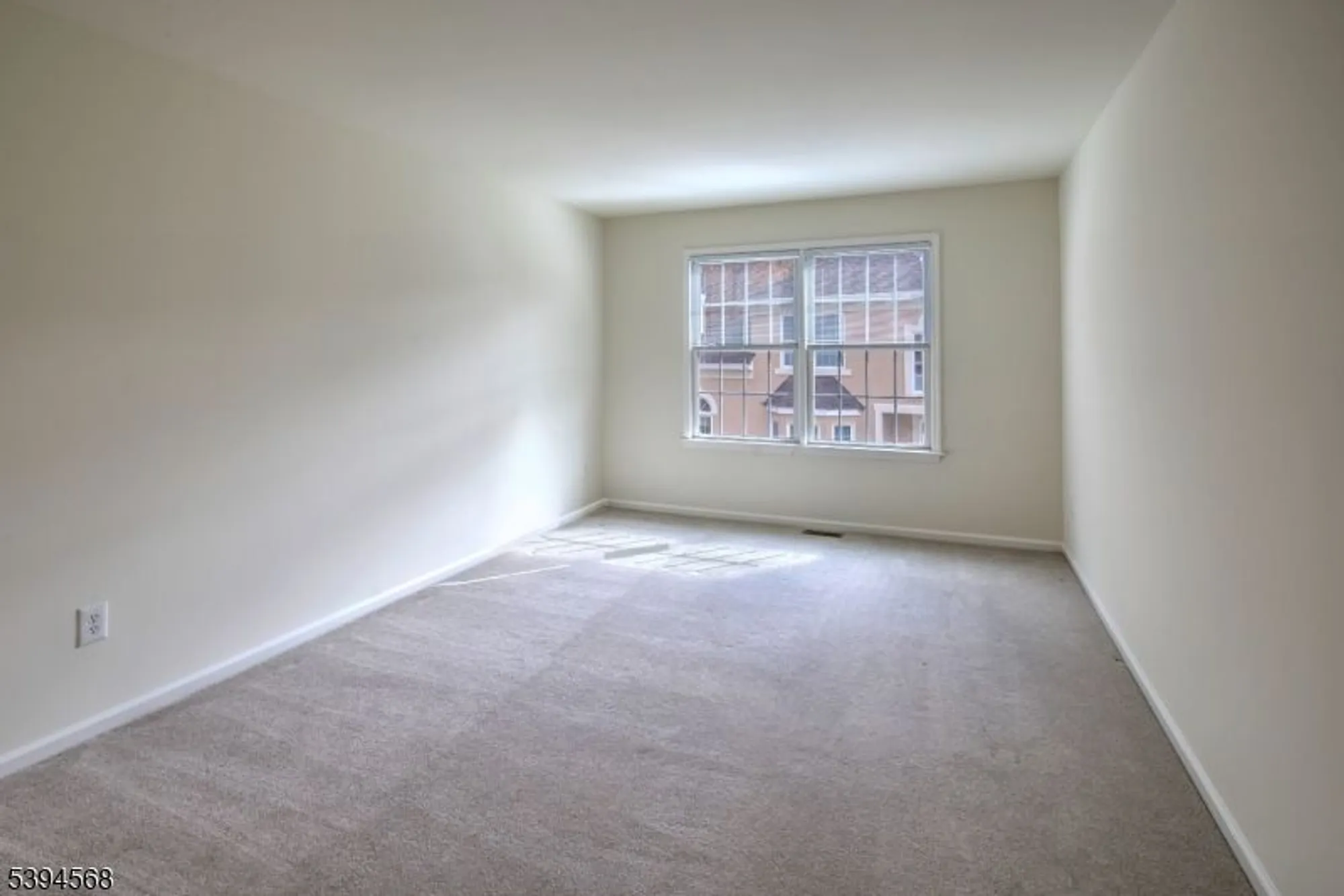 Property Slideshow image 17 of 27 | 5 young ct, Chester, NJ, 07930