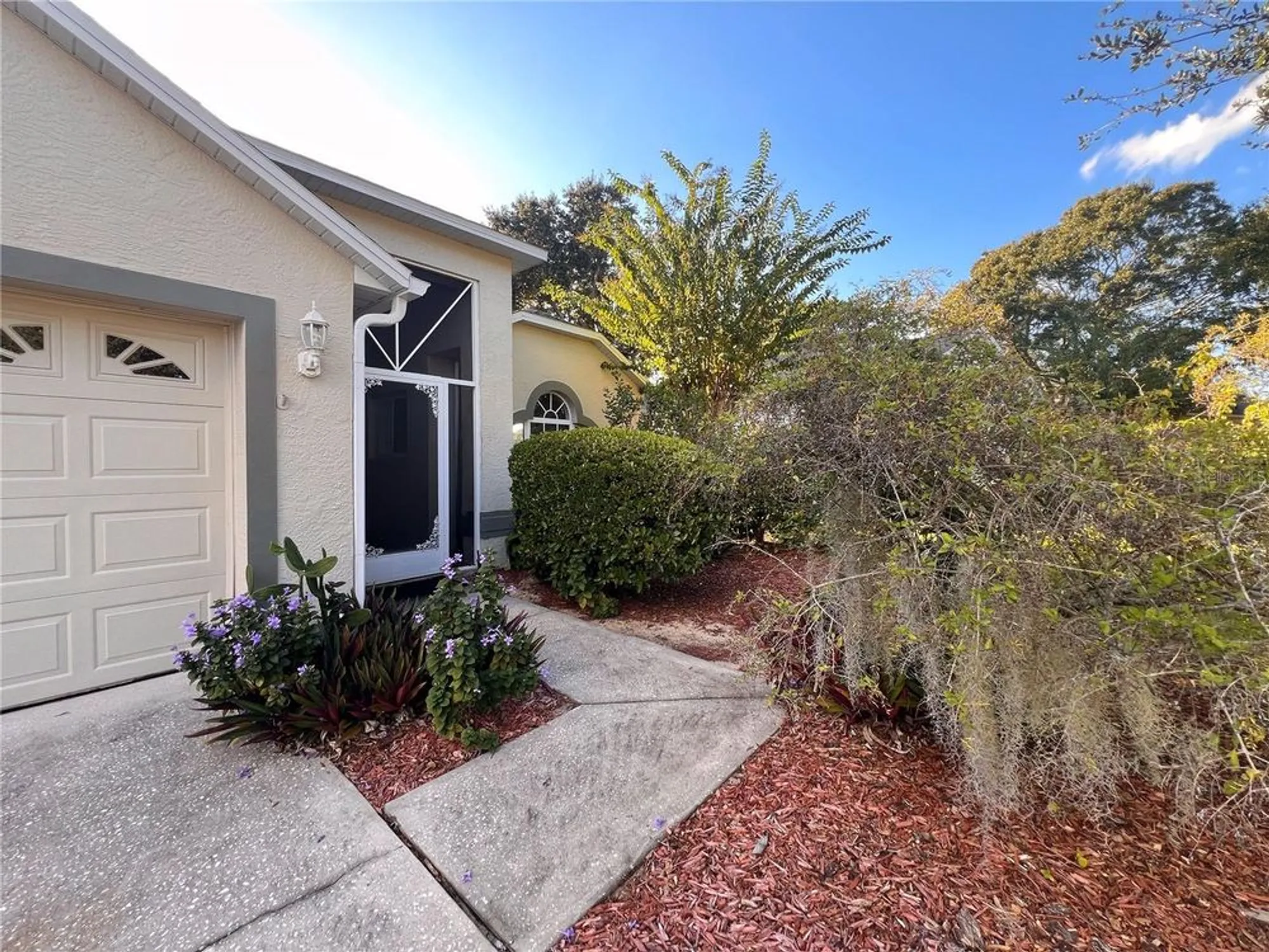 Property Slideshow image 3 of 48 | 3674 doune way, Clermont, FL, 34711