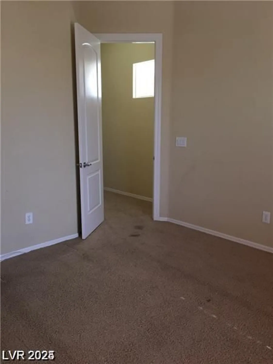 Property Slideshow image 26 of 35 | 2175 clearwater lake dr, Henderson, NV, 89044