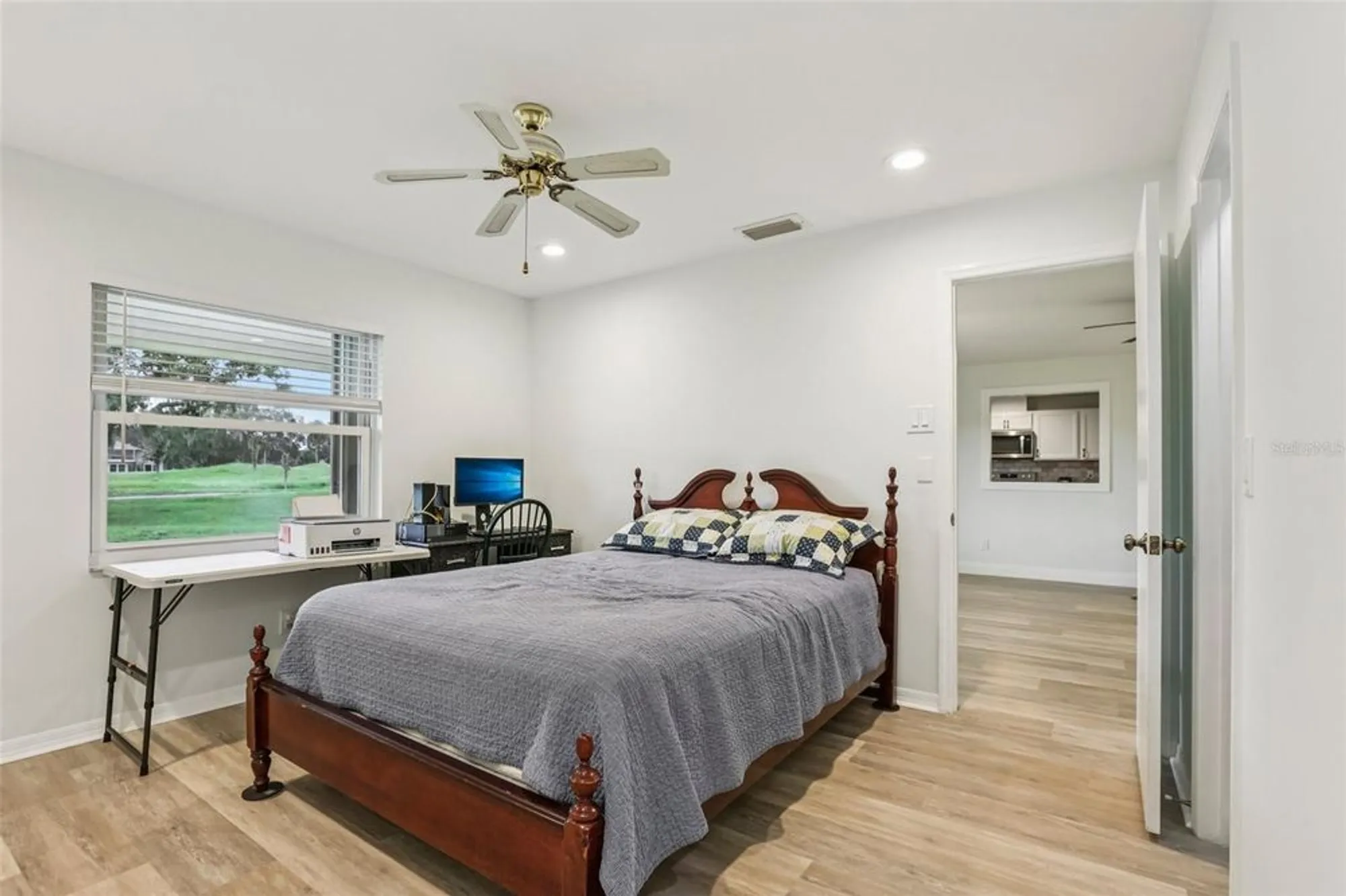Property Slideshow image 18 of 56 | 2603 lancaster dr, Sun City Center, FL, 33573