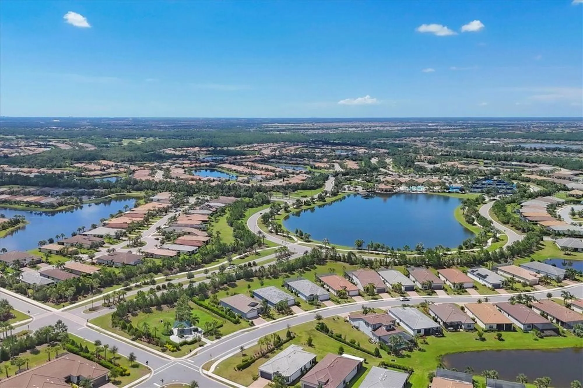 Property Slideshow image 9 of 73 | 17546 northwood pl, Bradenton, FL, 34202