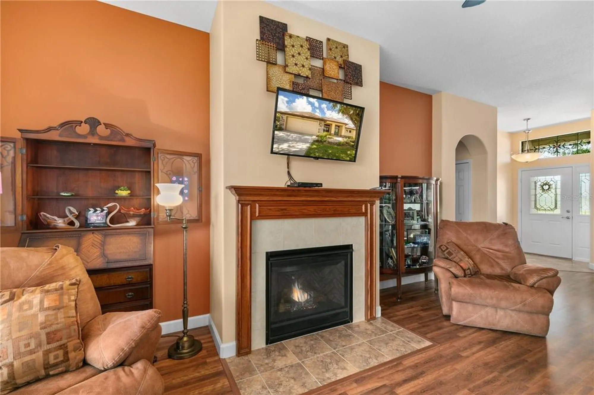 Property Slideshow image 10 of 50 | 8860 bridgeport bay cir, Mount Dora, FL, 32757