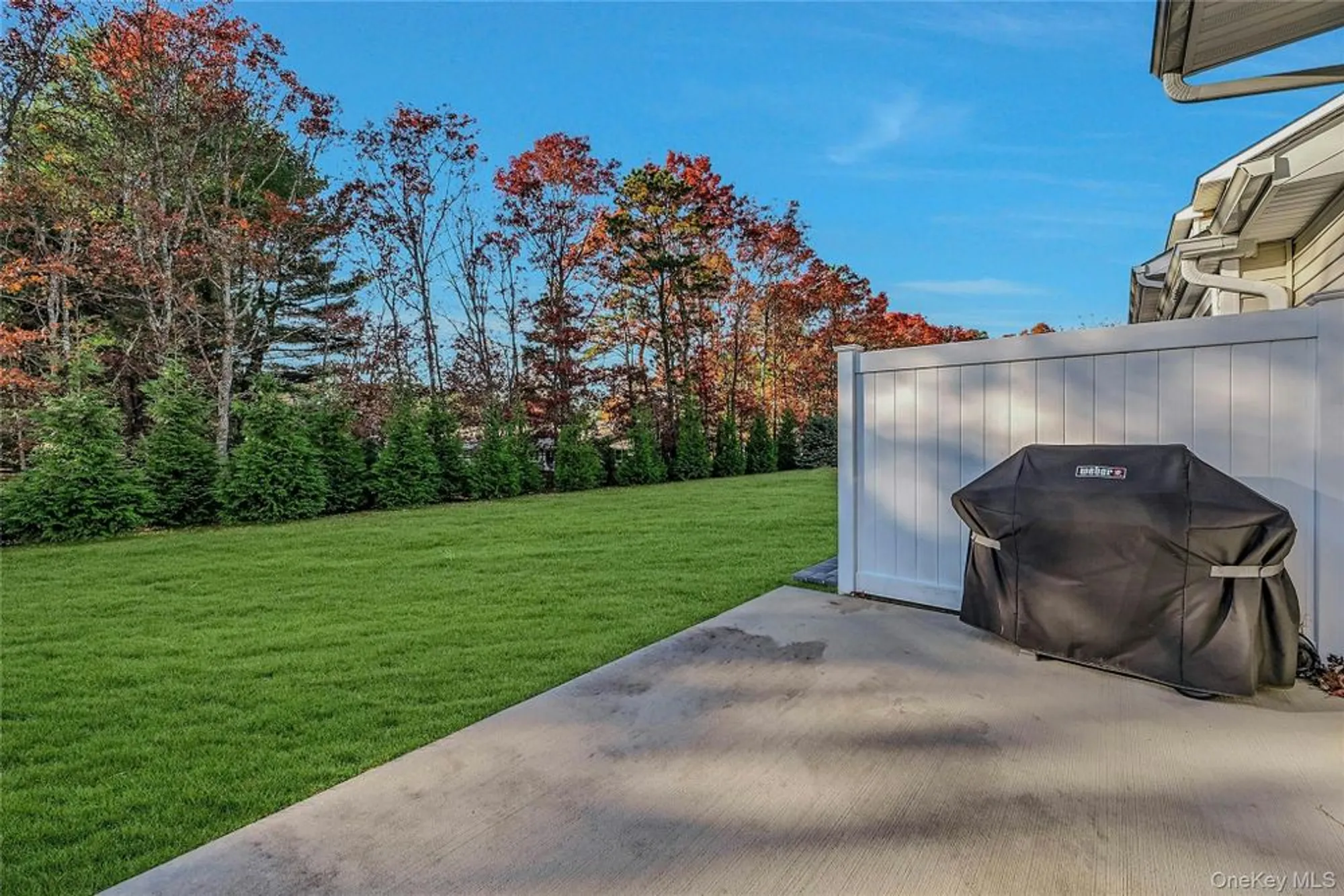 Property Slideshow image 33 of 49 | 134 halley dr, Center Moriches, NY, 11934