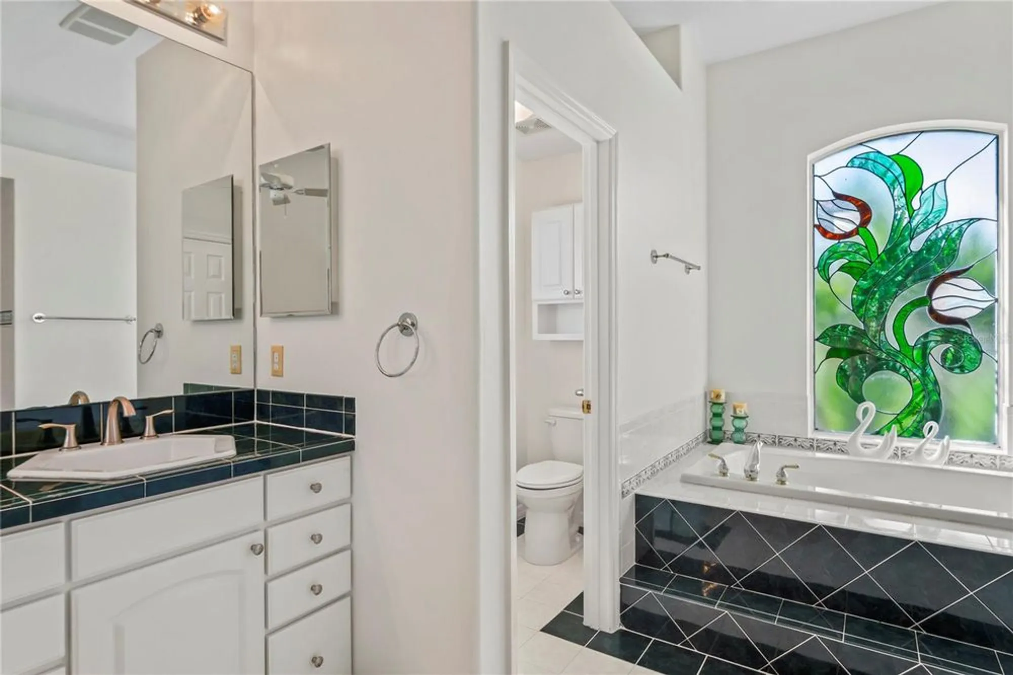 Property Slideshow image 34 of 97 | 9219 grand cypress dr, Weeki Wachee, FL, 34613