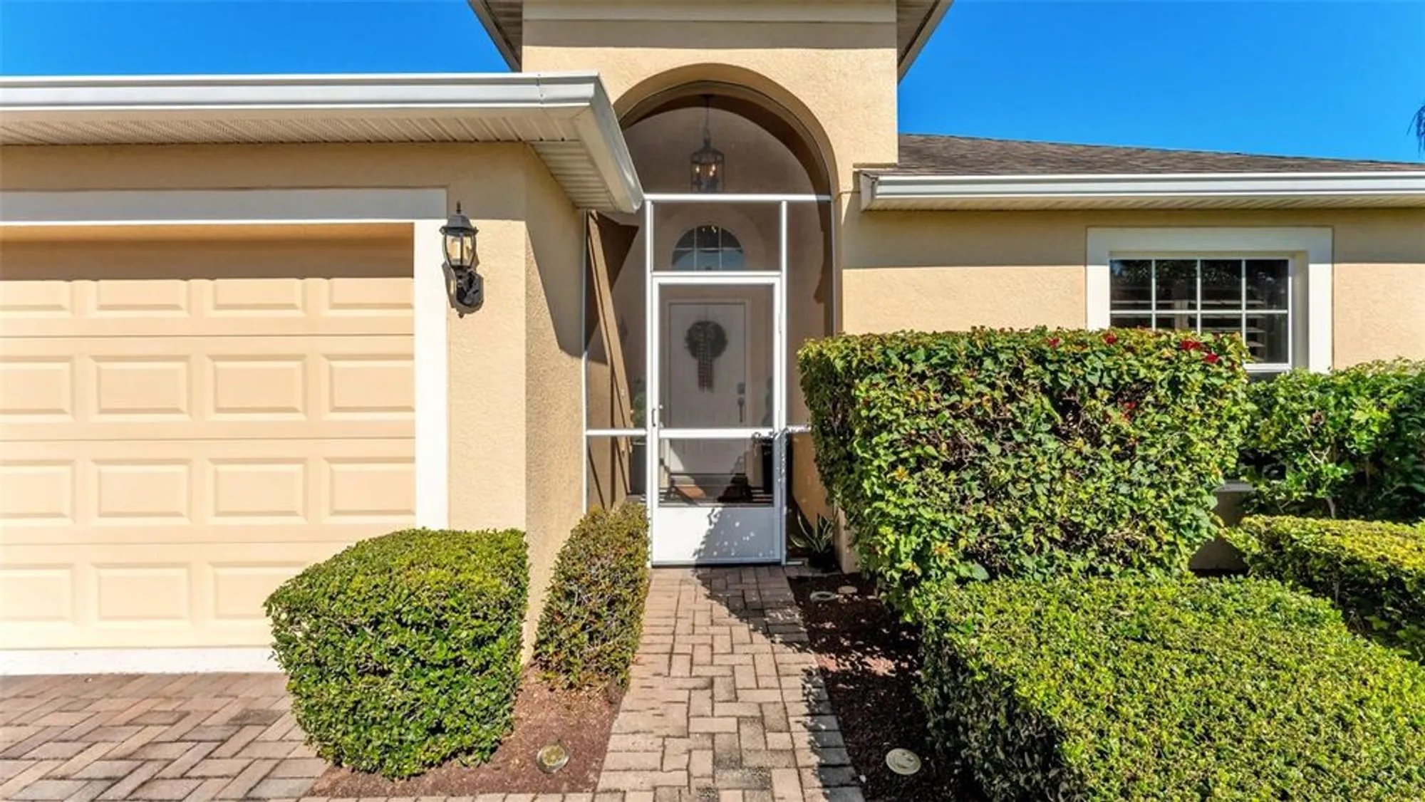 Property Slideshow image 15 of 80 | 4016 carteret dr, Winter Haven, FL, 33884