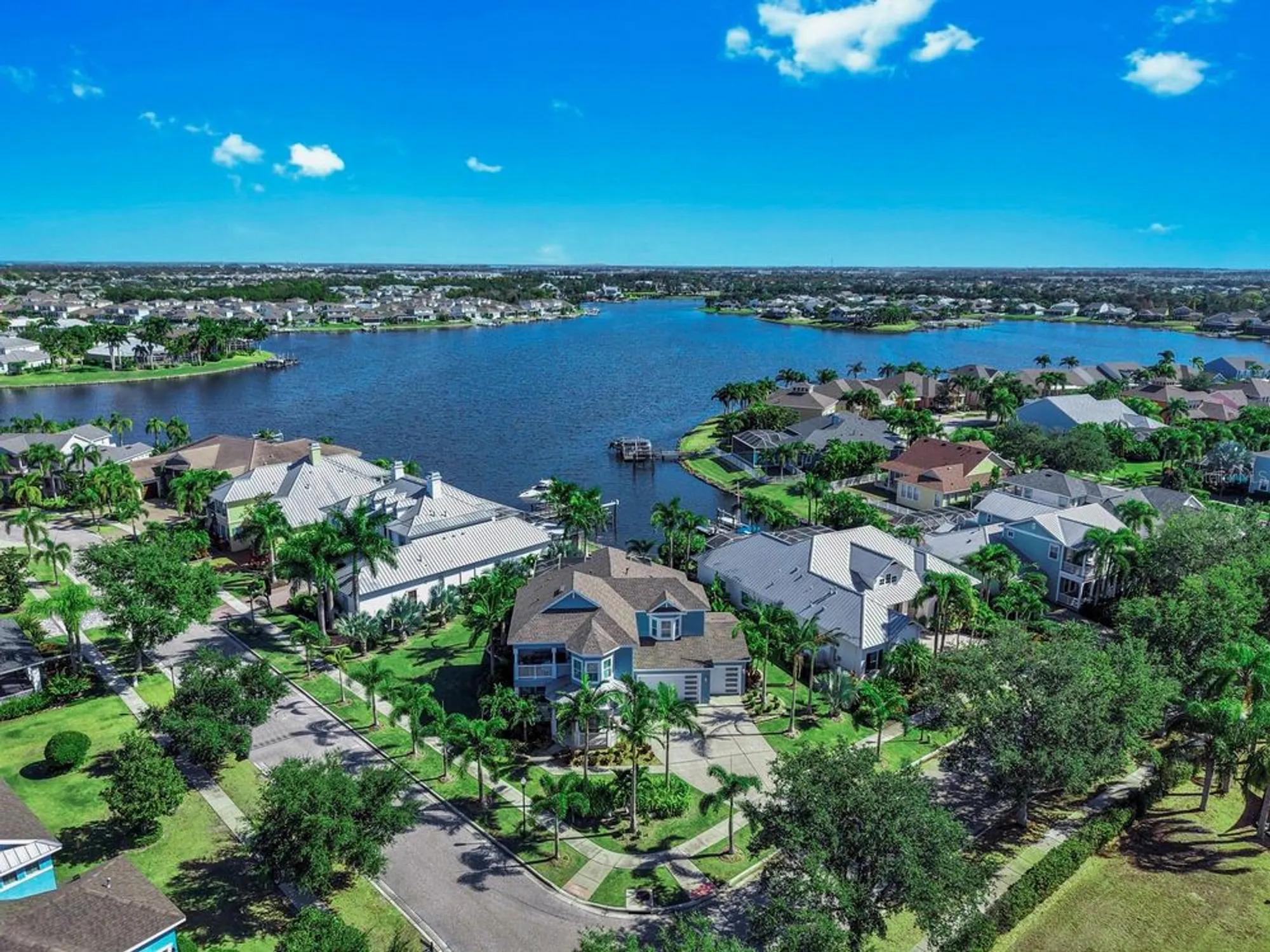 Property Slideshow image 3 of 64 | 609 manns harbor dr, Apollo Beach, FL, 33572