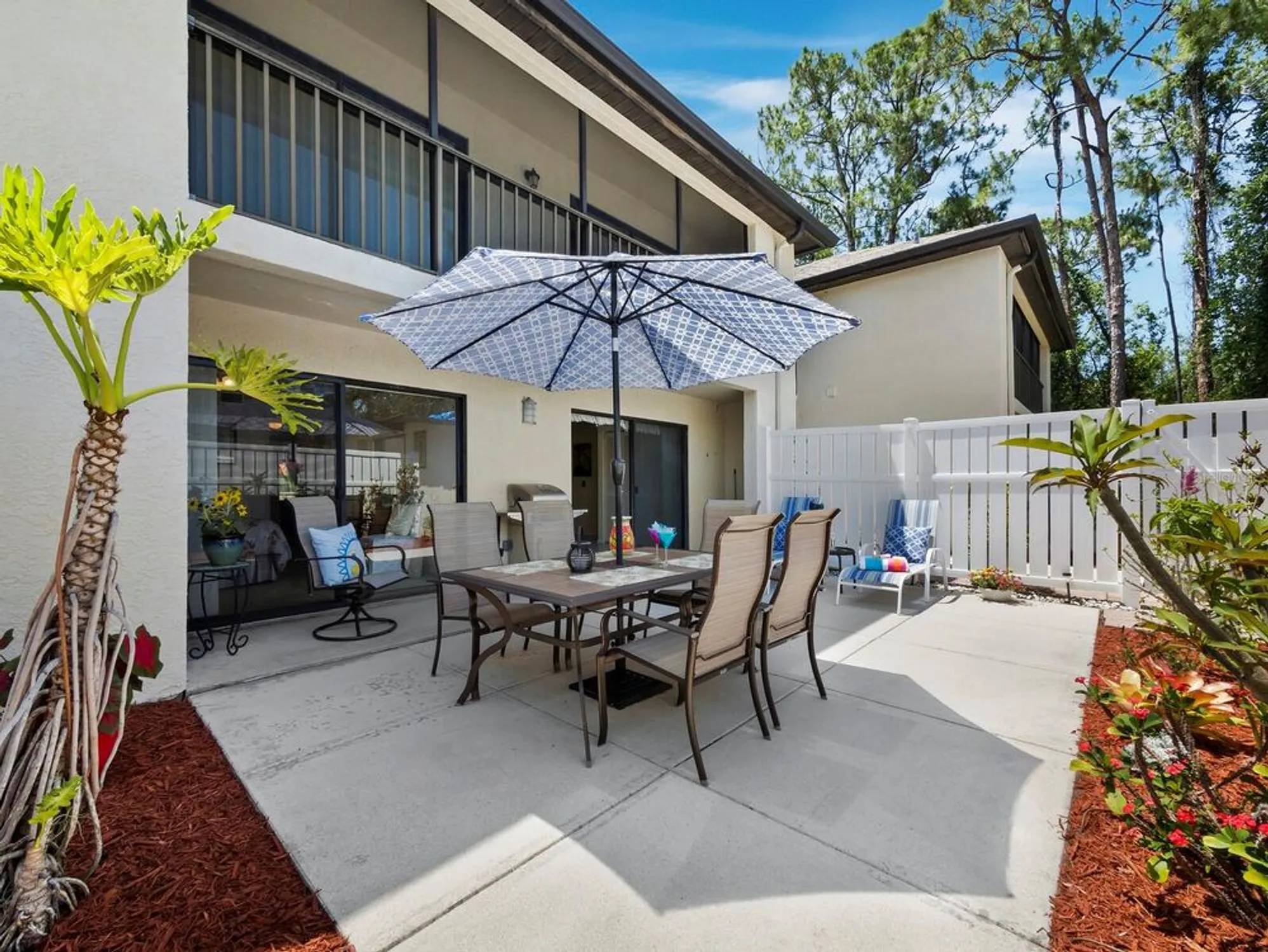 Property Slideshow image 27 of 67 | 6110 country club way 102, Sarasota, FL, 34243