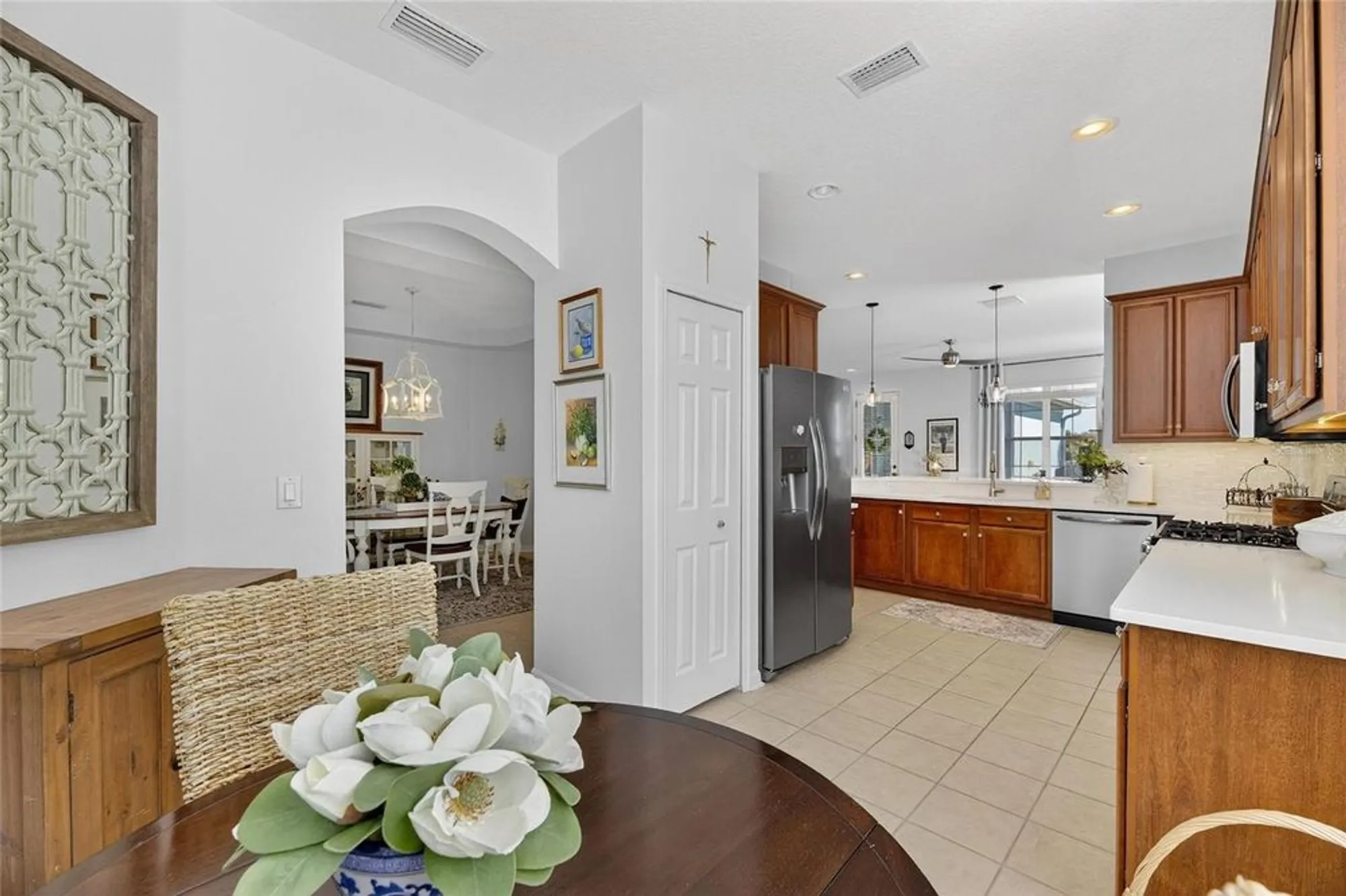 Property Slideshow image 22 of 100 | 5612 golden isles dr, Apollo Beach, FL, 33572