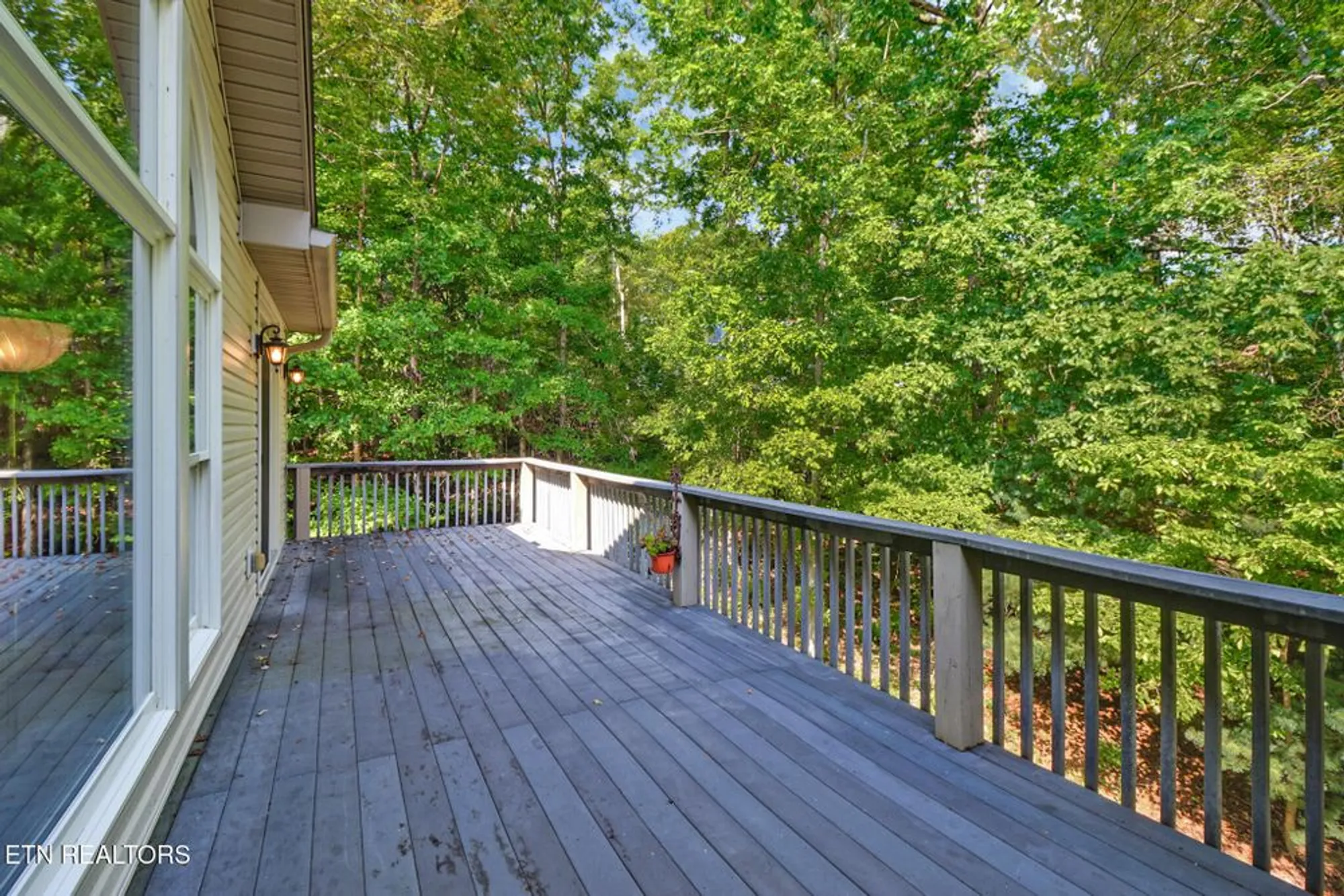 Property Slideshow image 19 of 52 | 123 lafayette pt apt 1, Crossville, TN, 38558