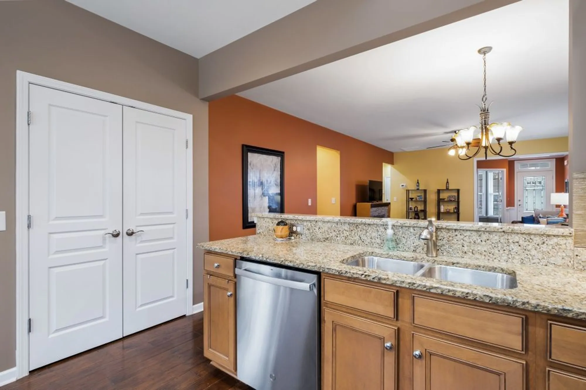 Property Slideshow image 11 of 32 | 220 old towne dr, Mount Juliet, TN, 37122