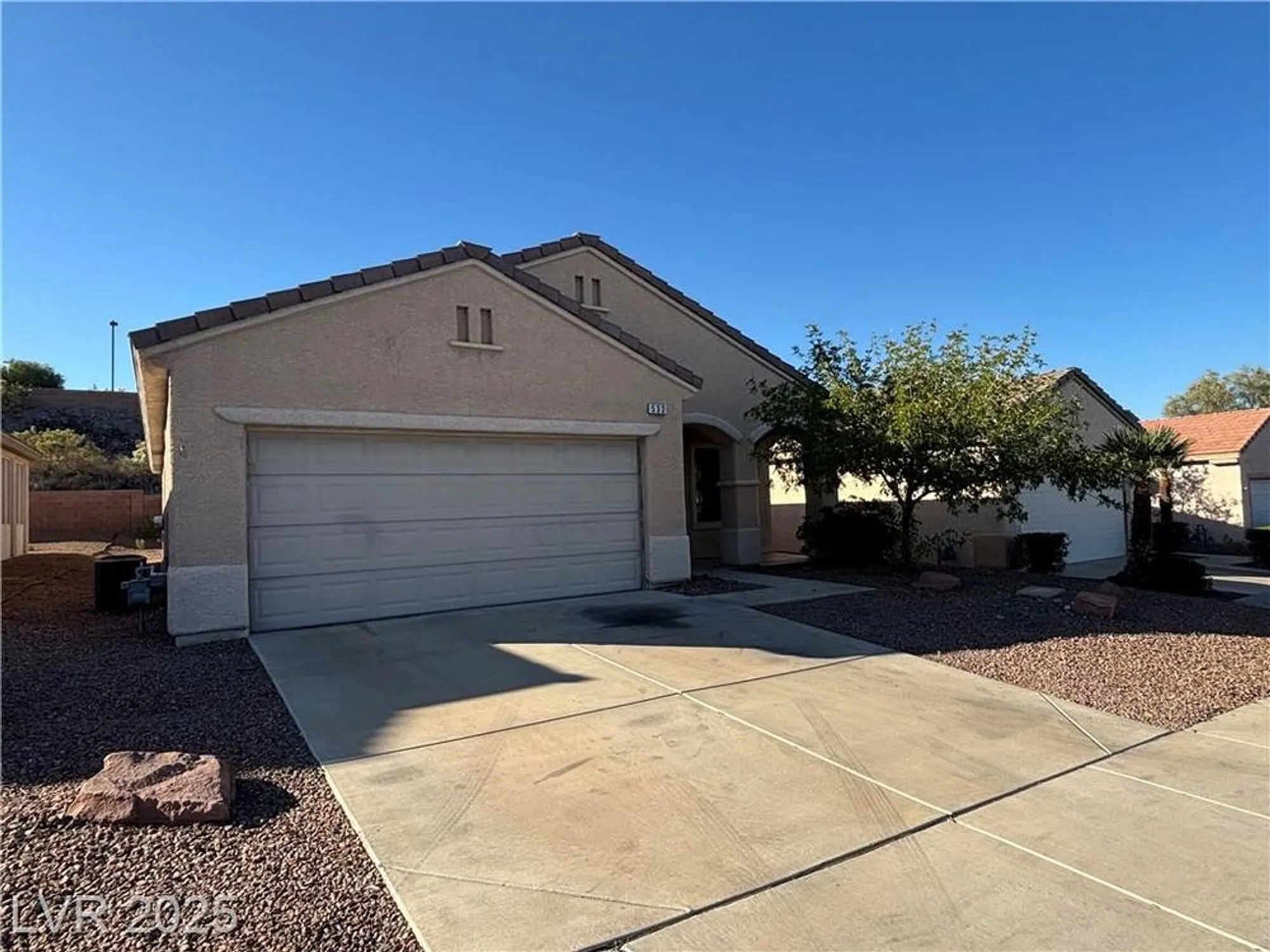 Property Slideshow image 14 of 15 | 533 kings links st, Henderson, NV, 89012