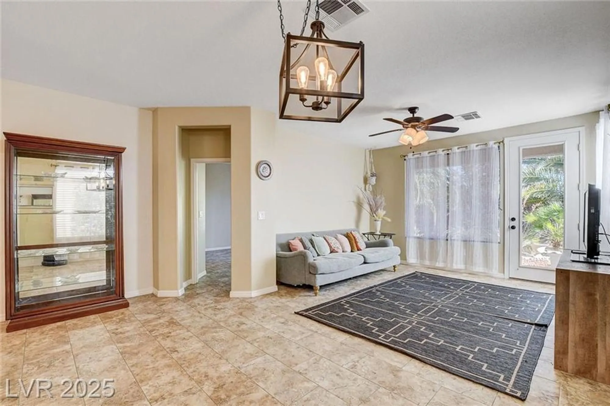Property Slideshow image 8 of 57 | 4534 regalo bello st, Las Vegas, NV, 89135