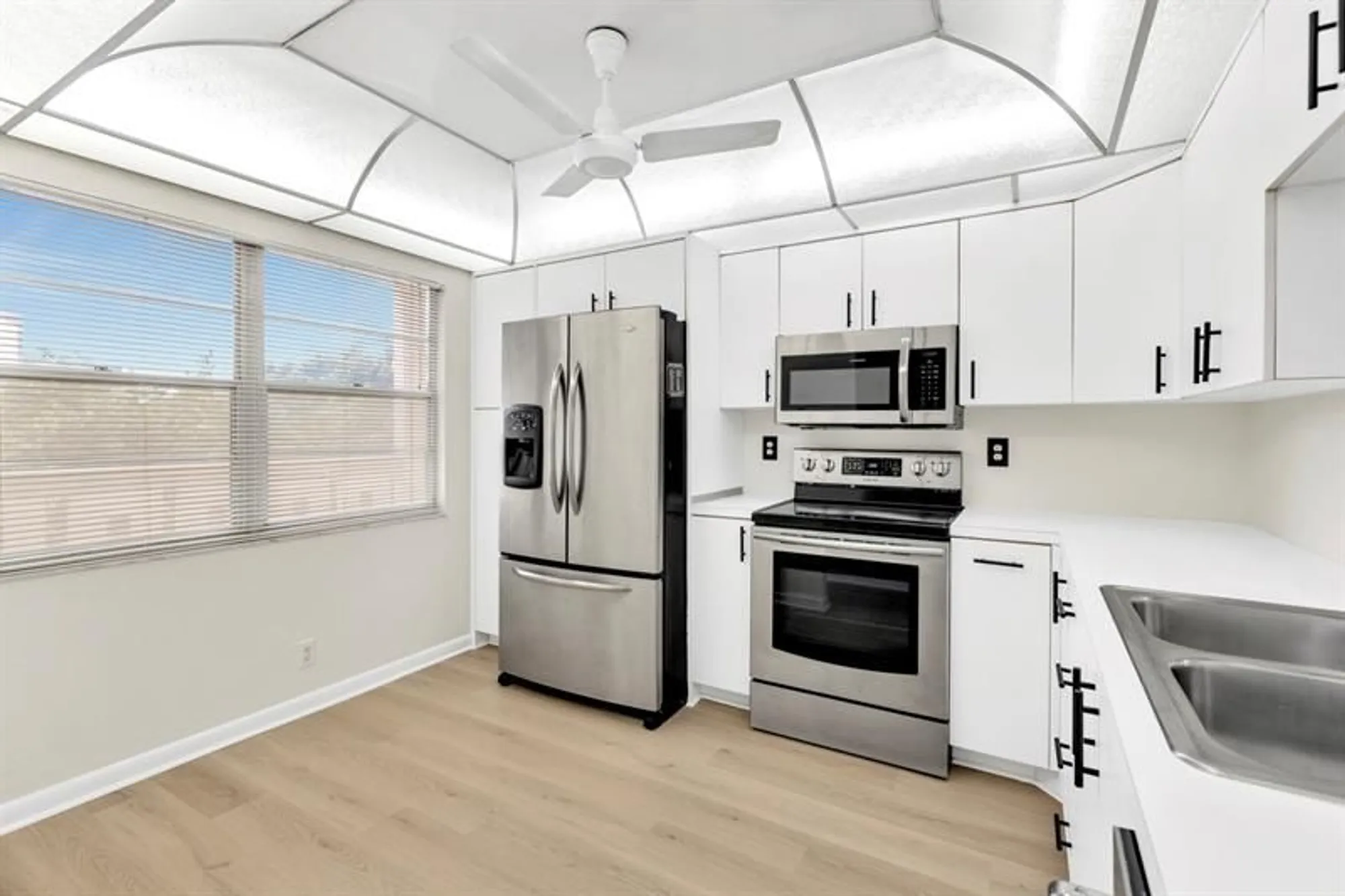 Property Slideshow image 7 of 59 | 3204 portofino pt l2, Coconut Creek, FL, 33066