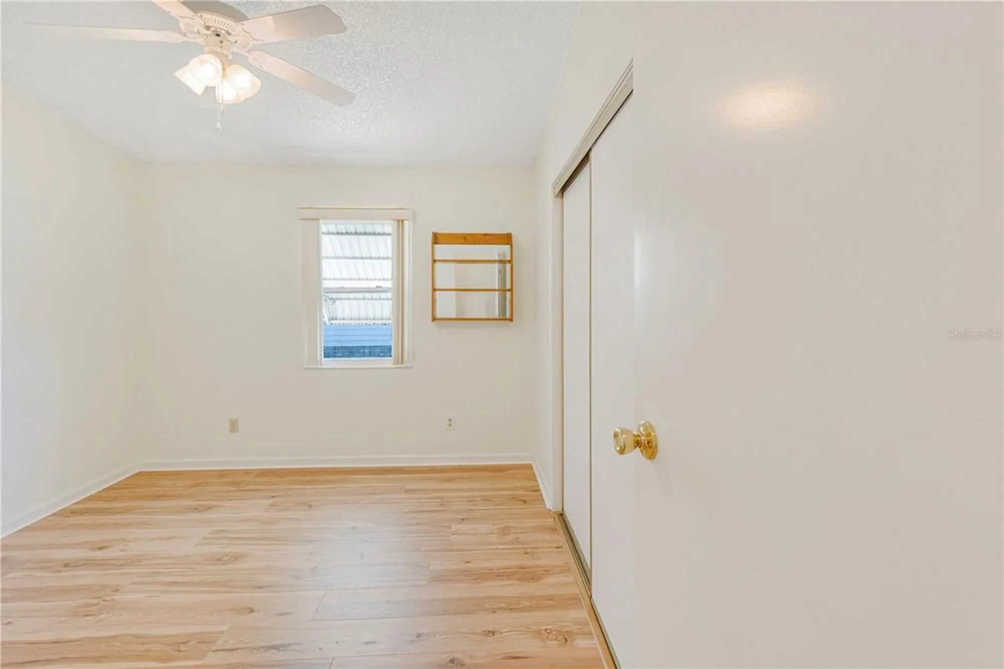 Property Slideshow image 20 of 33 | 1114 paradise dr, Lady Lake, FL, 32159