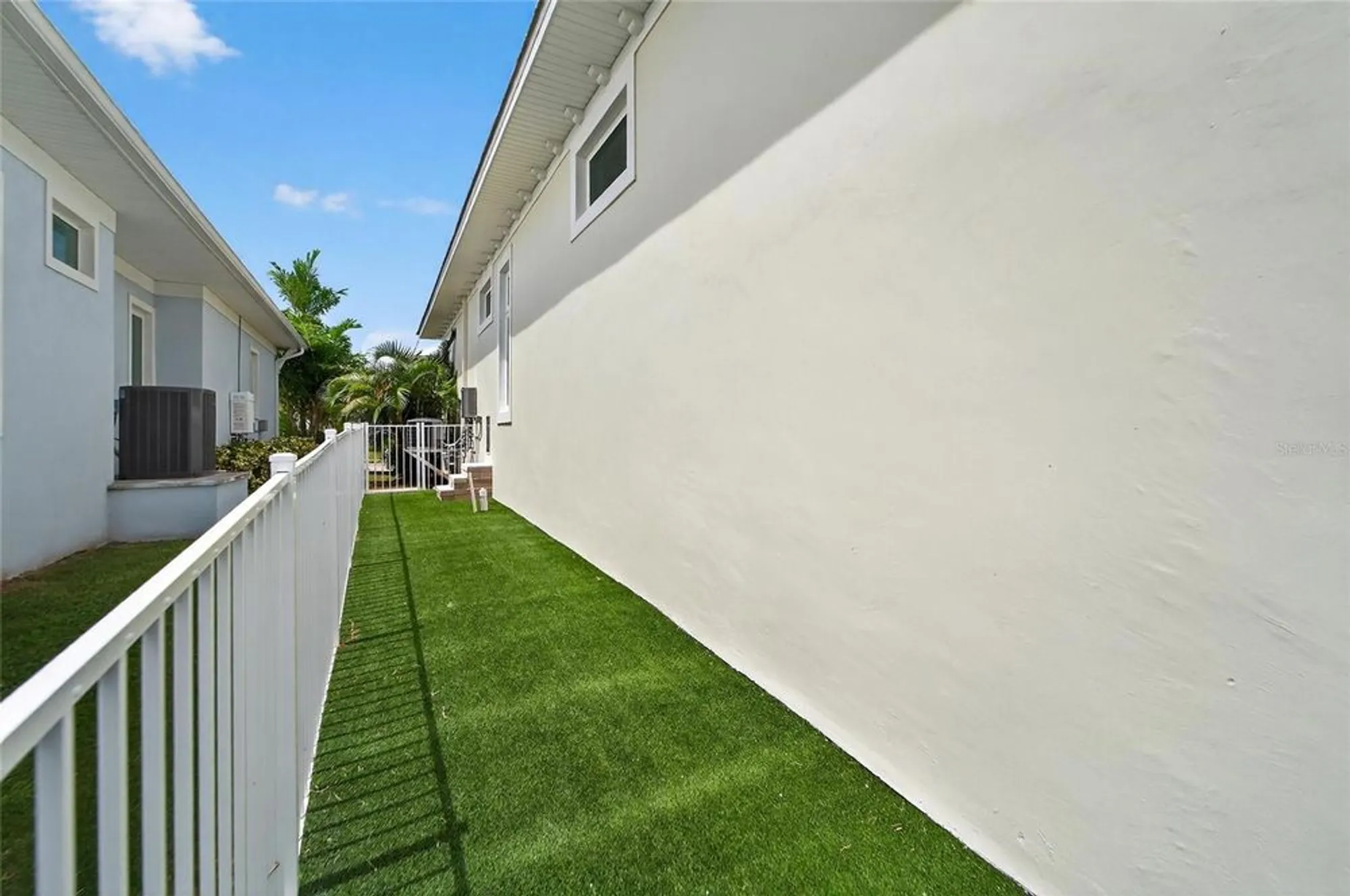 Property Slideshow image 23 of 100 | 5713 tybee island dr, Apollo Beach, FL, 33572